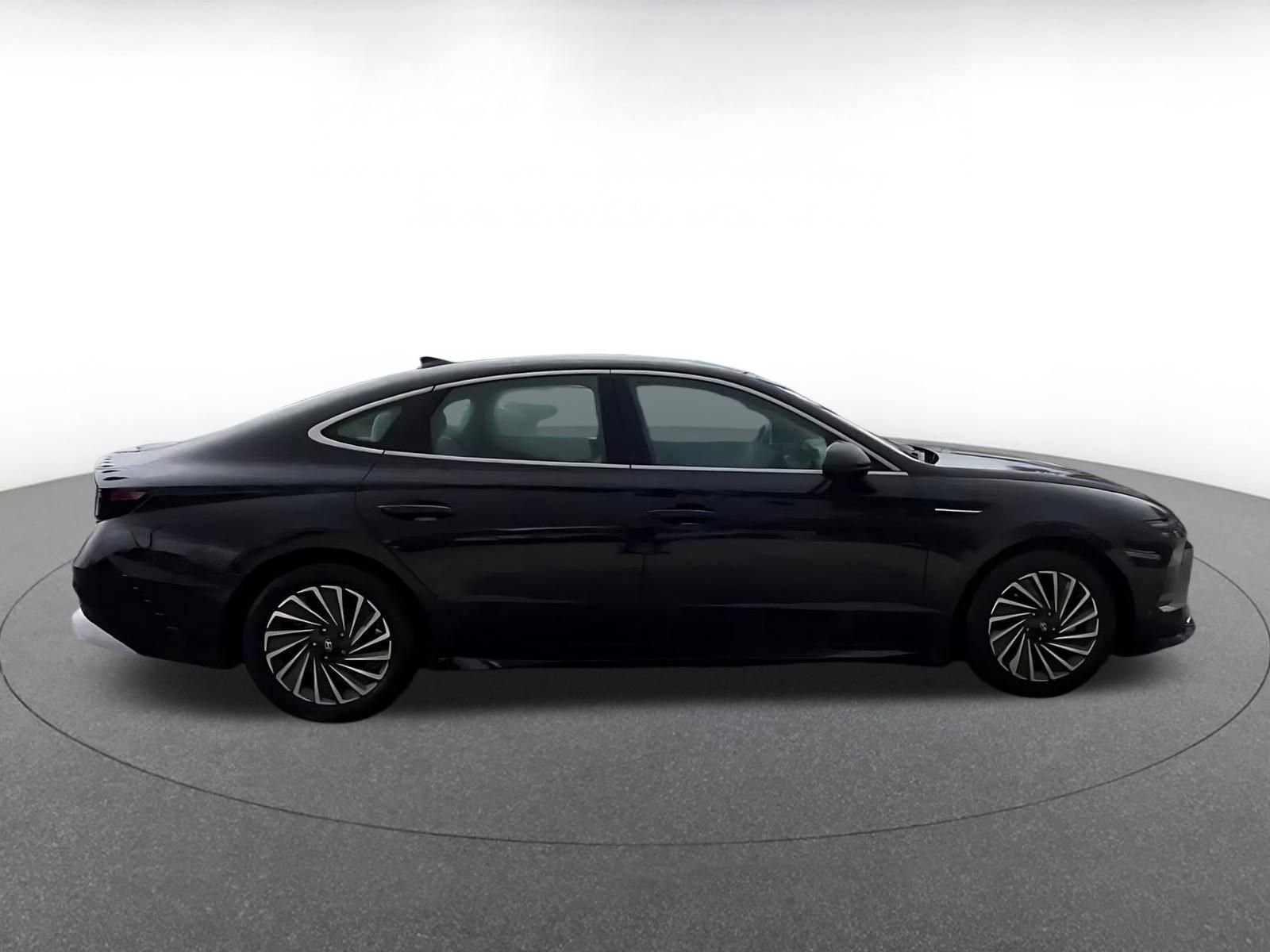 Thumbnail: 2025 Hyundai Sonata - 15