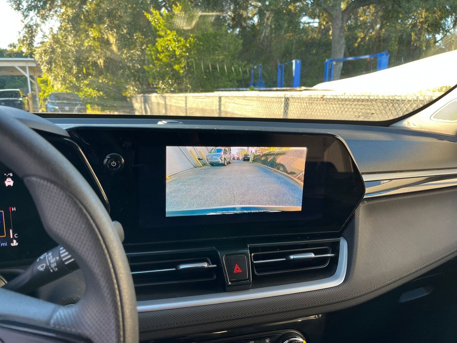 Thumbnail: 2025 Chevrolet TrailBlazer - 17