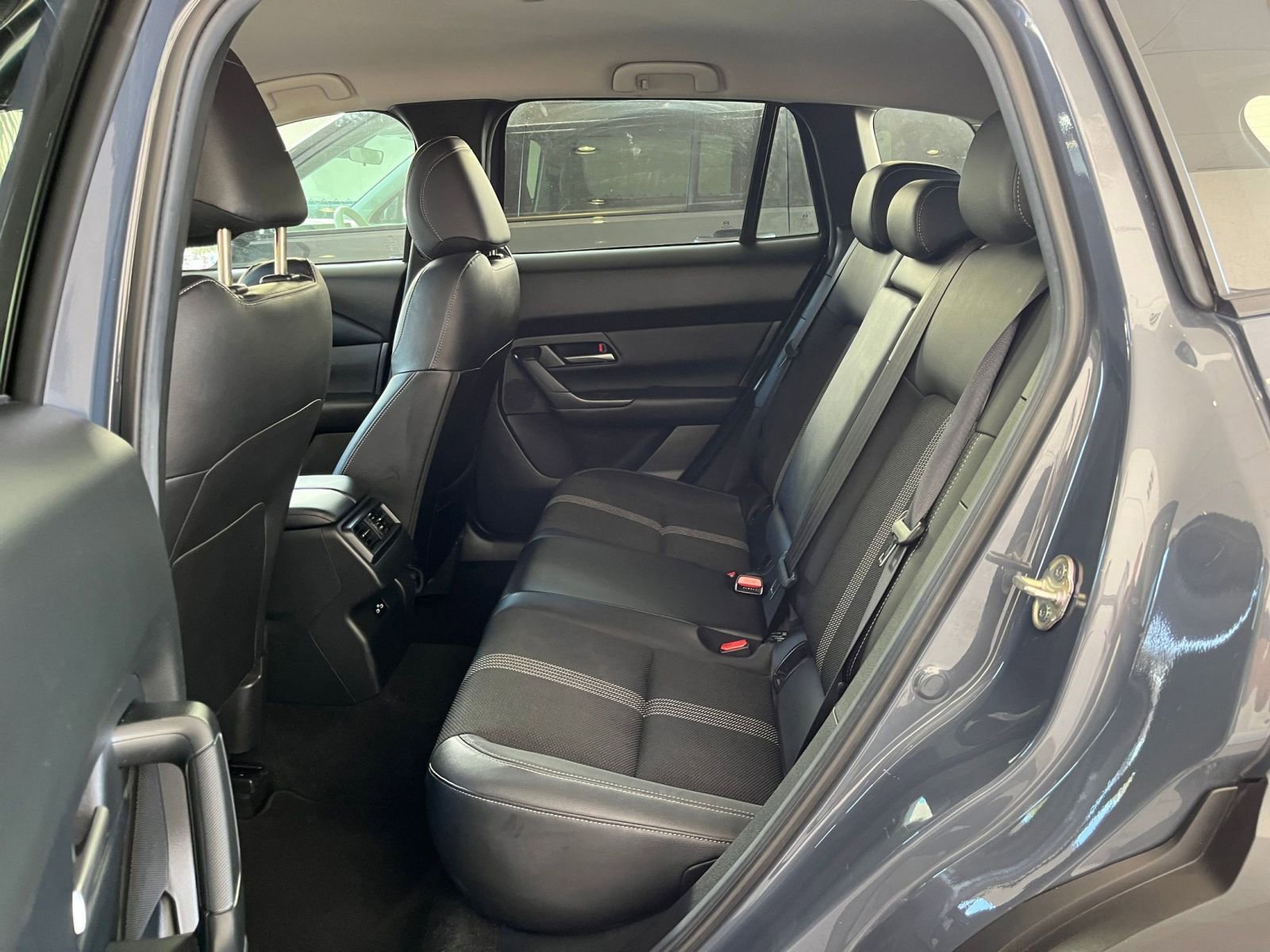 Thumbnail: 2025 Mazda CX-50 - 25