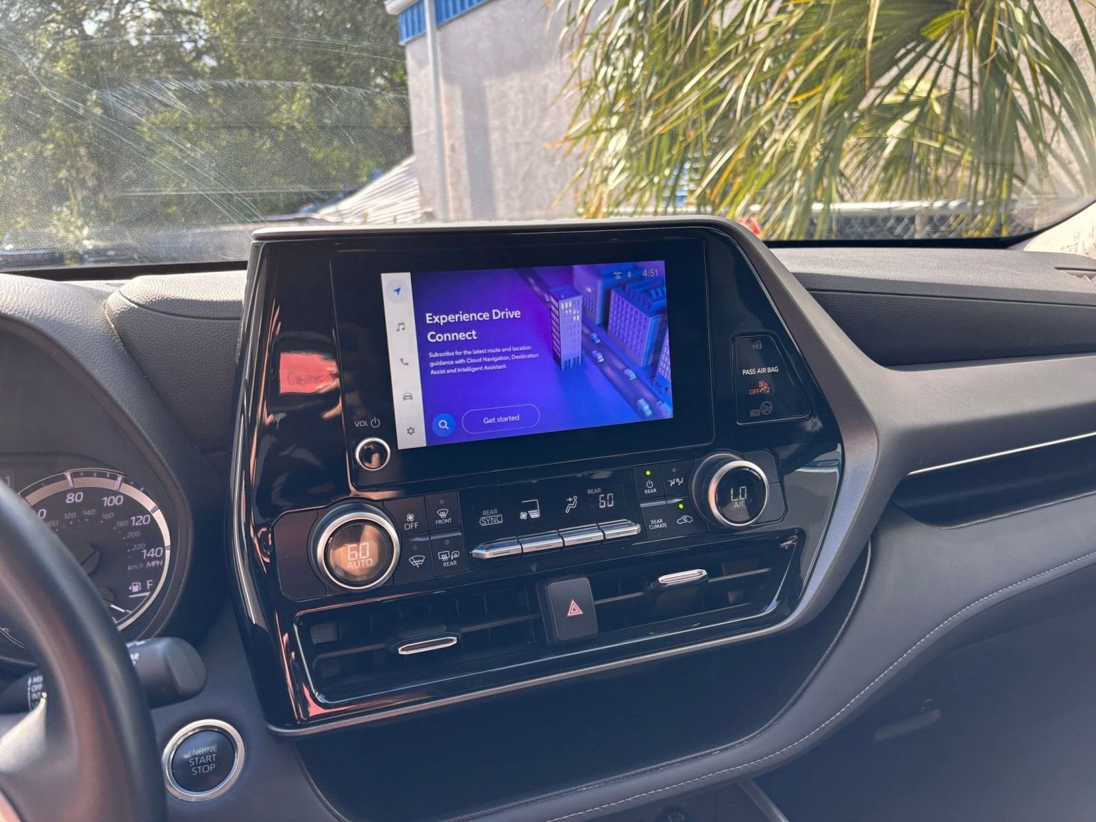 Thumbnail: 2025 Toyota Highlander - 17