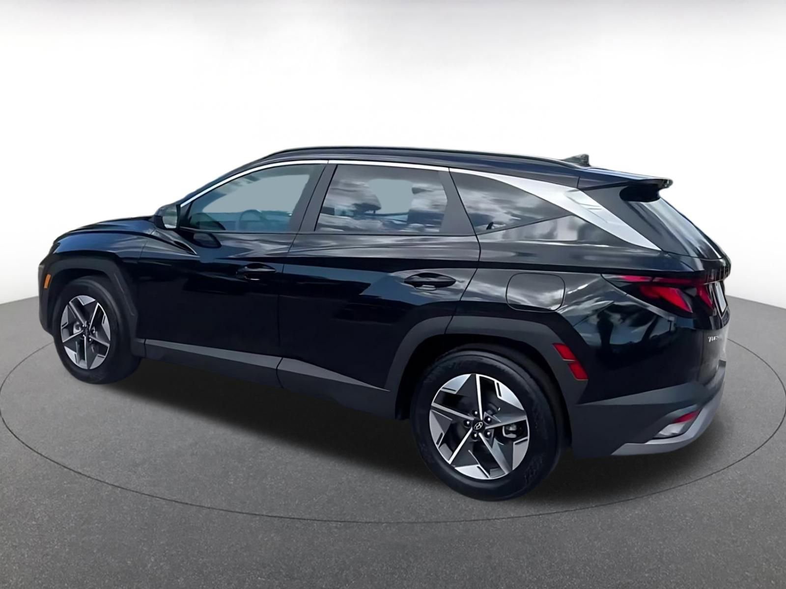 Thumbnail: 2025 Hyundai Tucson - 10