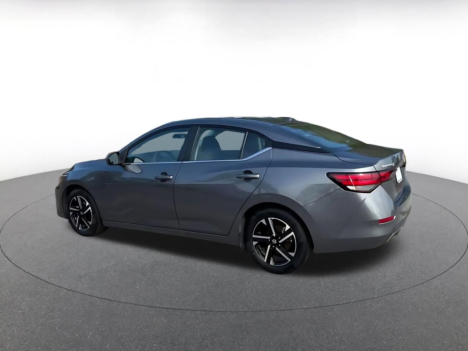 Thumbnail: 2025 Nissan Sentra - 10