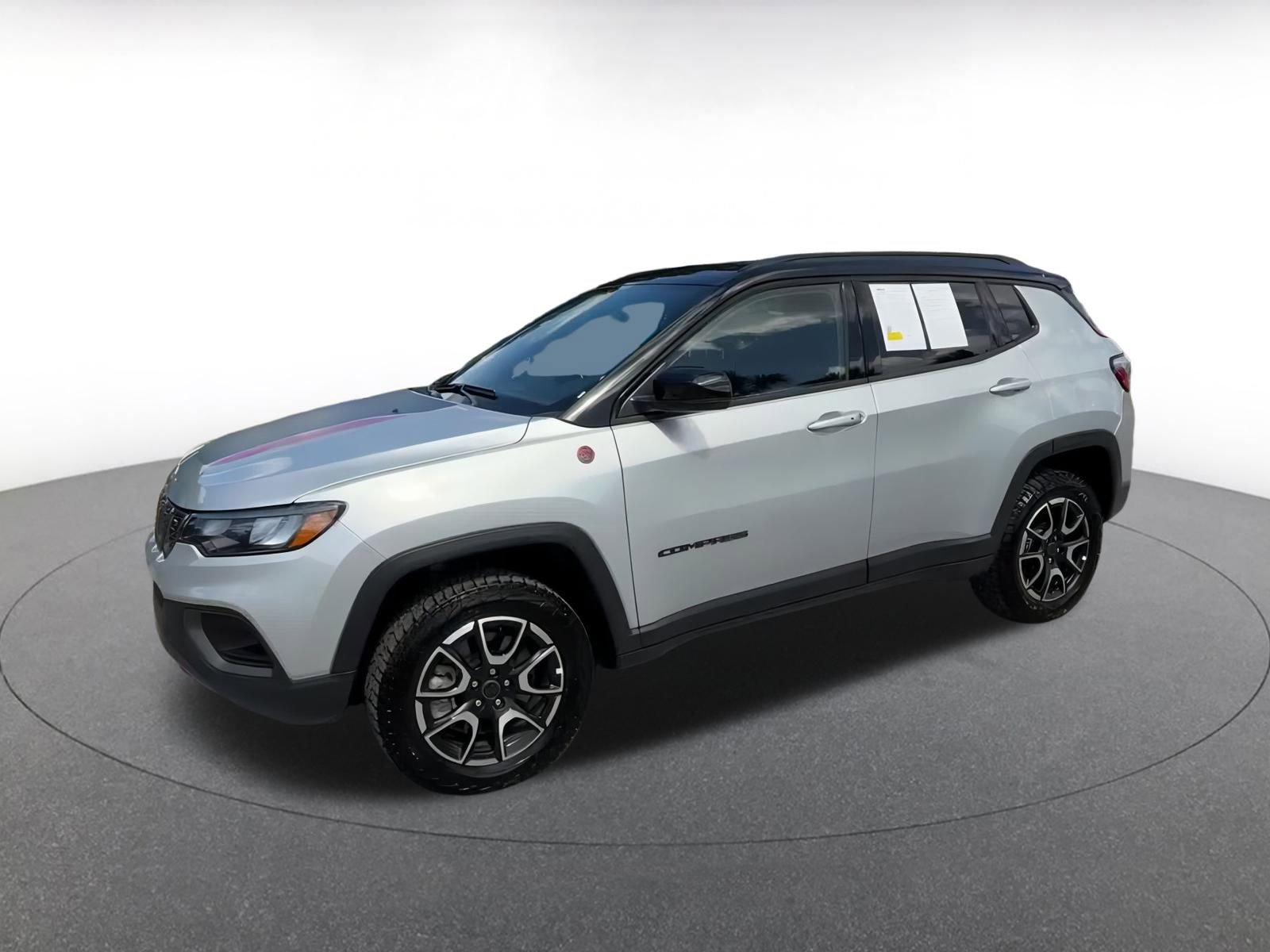 Thumbnail: 2025 Jeep Compass - 8
