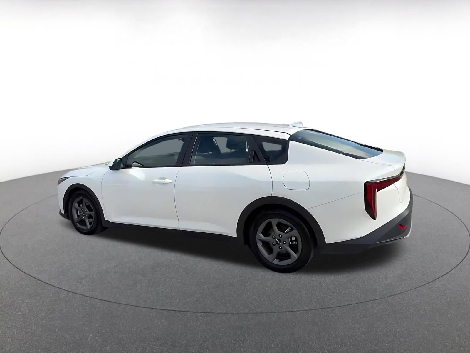 Thumbnail: 2025 Kia K4 - 10