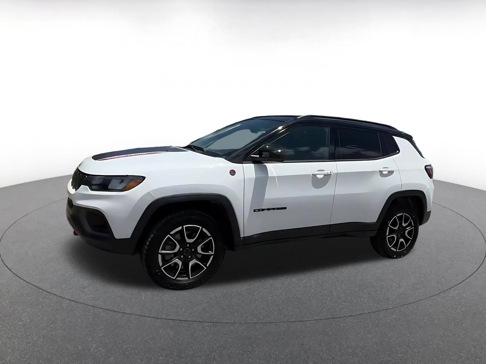 Thumbnail: 2025 Jeep Compass - 8