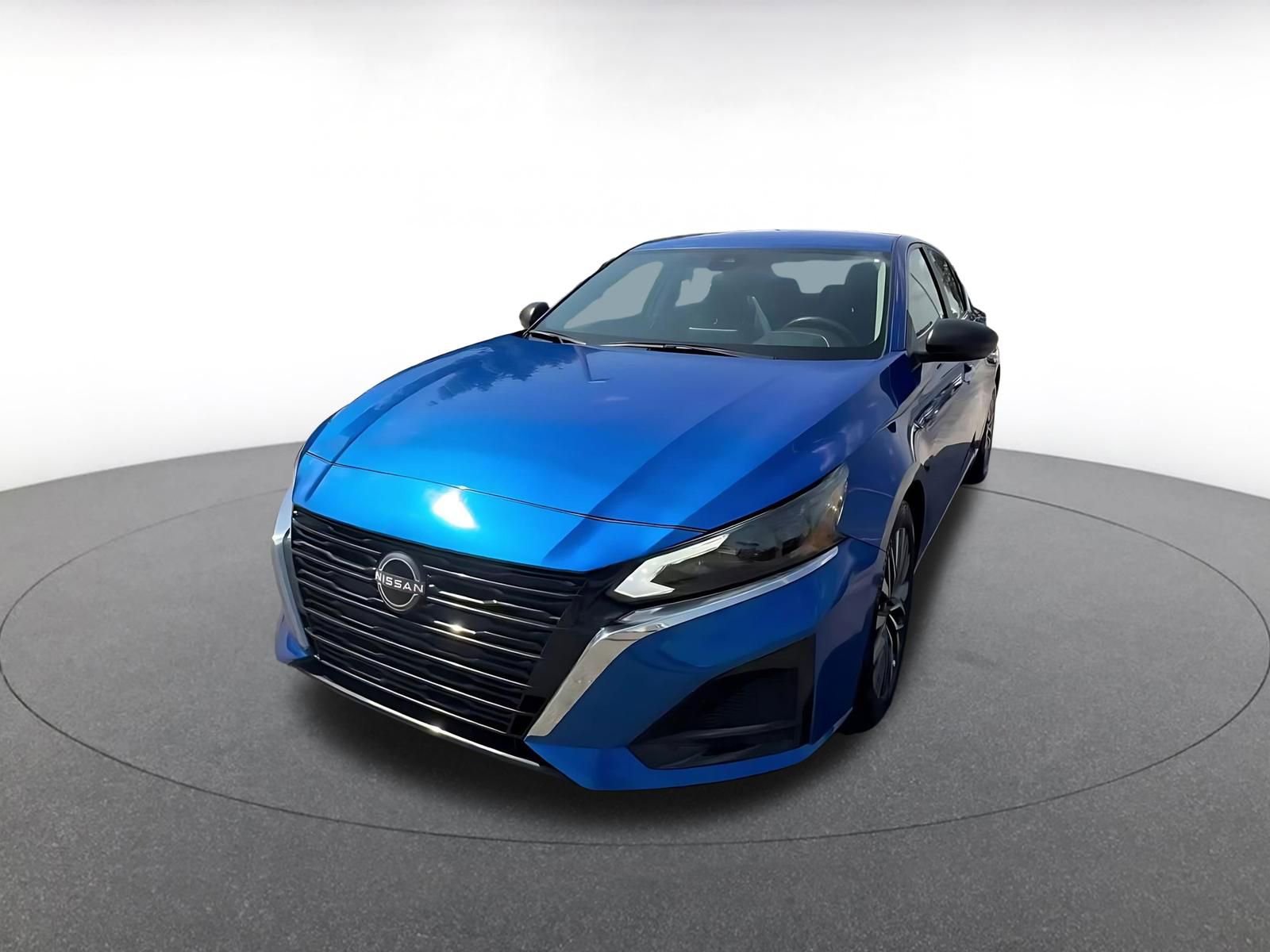 Thumbnail: 2025 Nissan Altima - 7