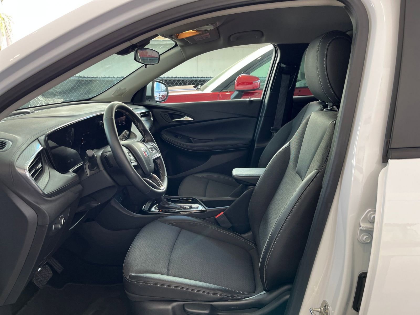 Thumbnail: 2025 Buick Encore GX - 28