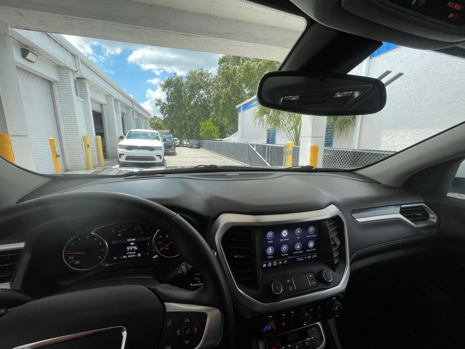 Thumbnail: 2023 GMC Acadia - 33