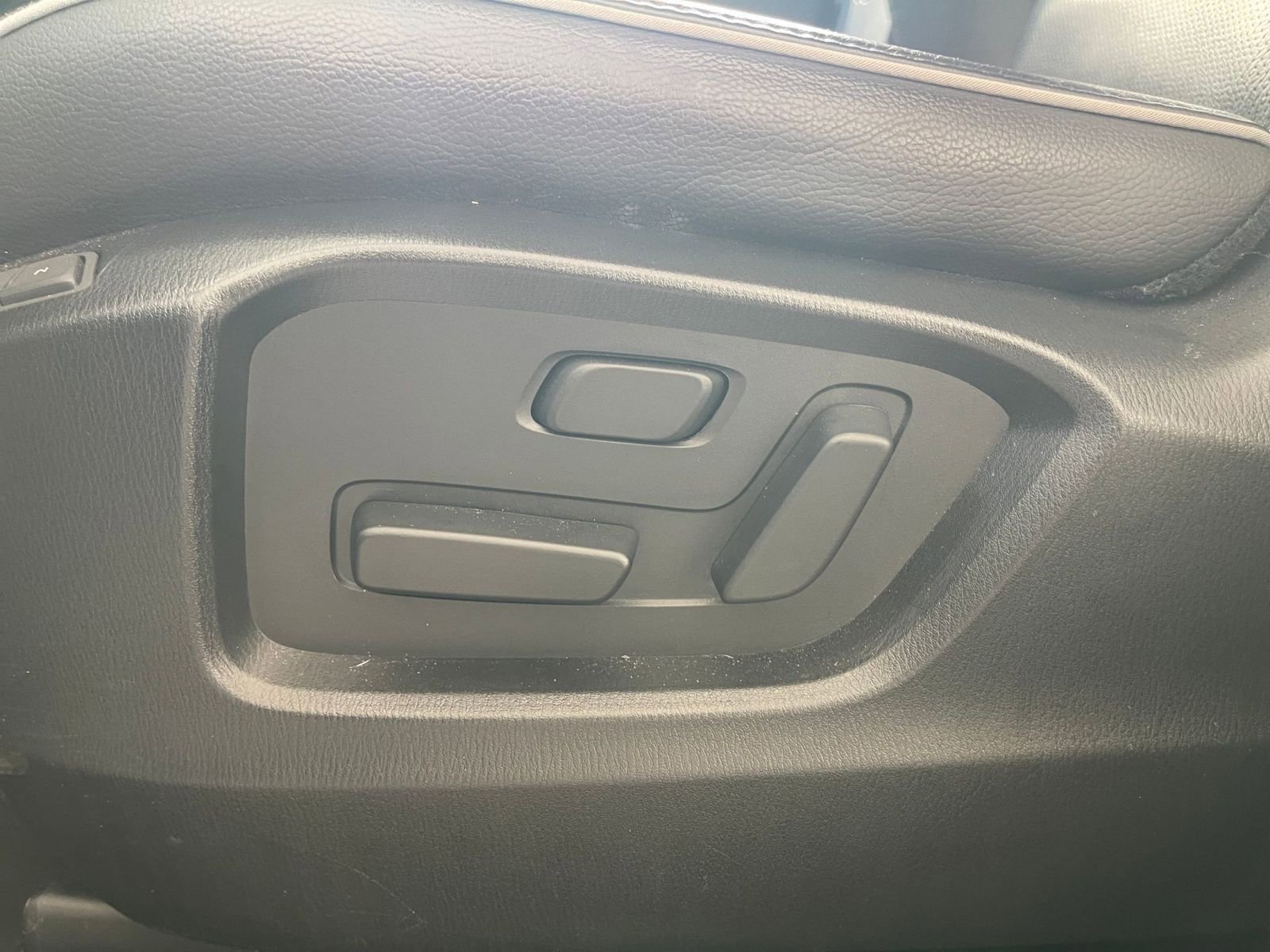 Thumbnail: 2025 Mazda CX-5 - 33