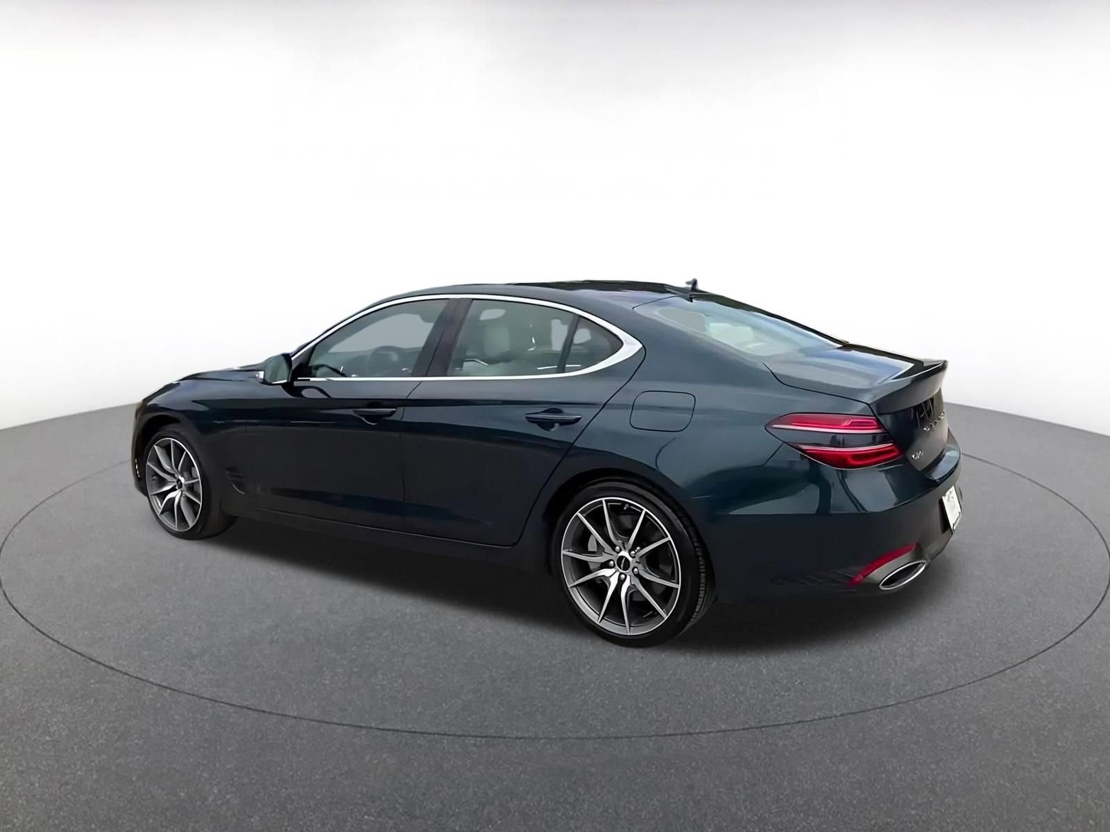 Thumbnail: 2025 Genesis G70 - 9