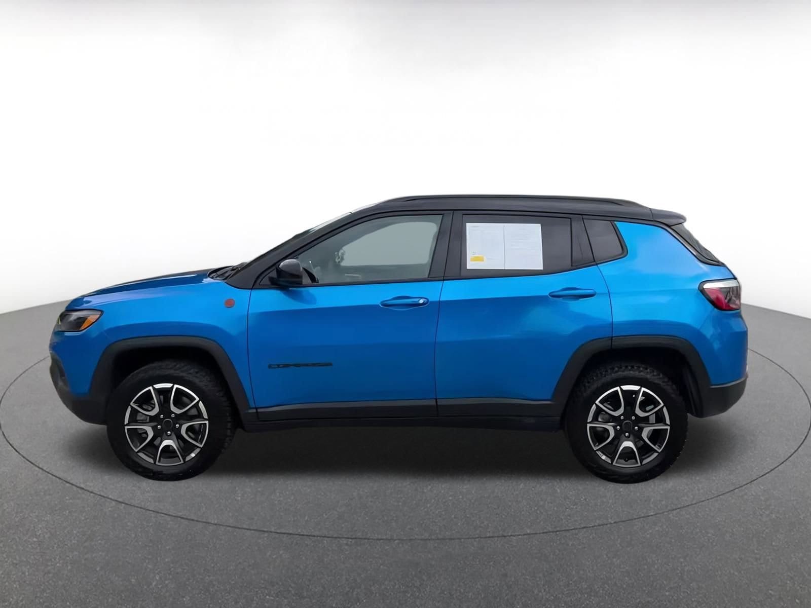 Thumbnail: 2025 Jeep Compass - 8