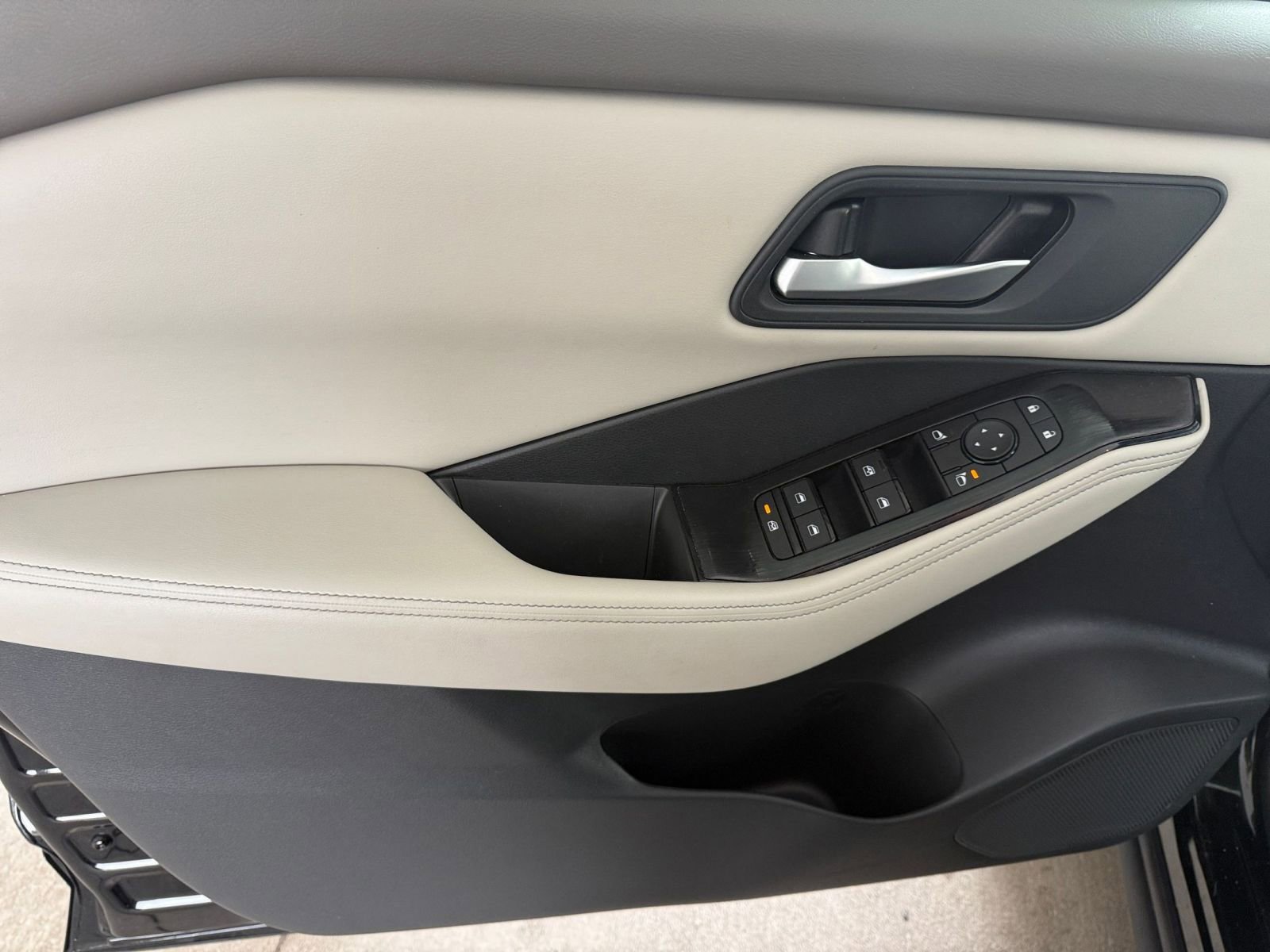 Thumbnail: 2025 Nissan Rogue - 18