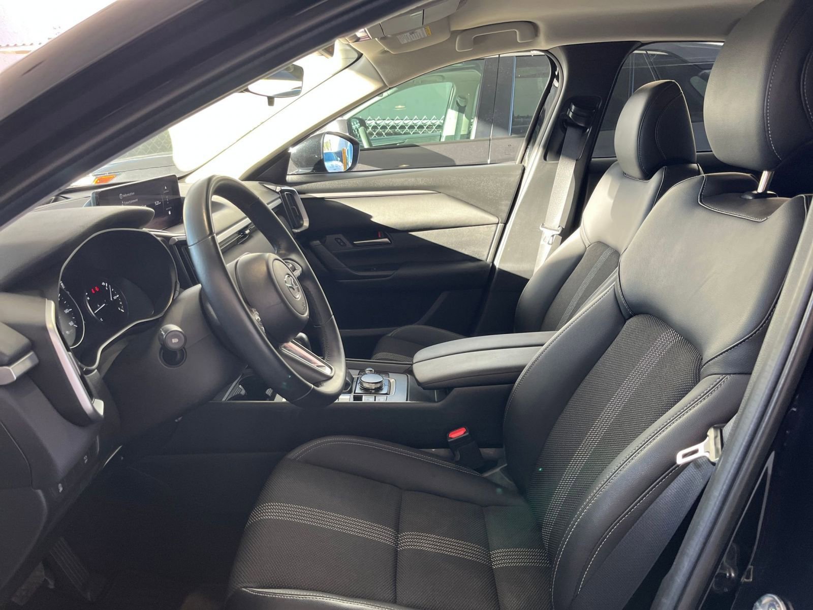 Thumbnail: 2025 Mazda CX-50 - 27