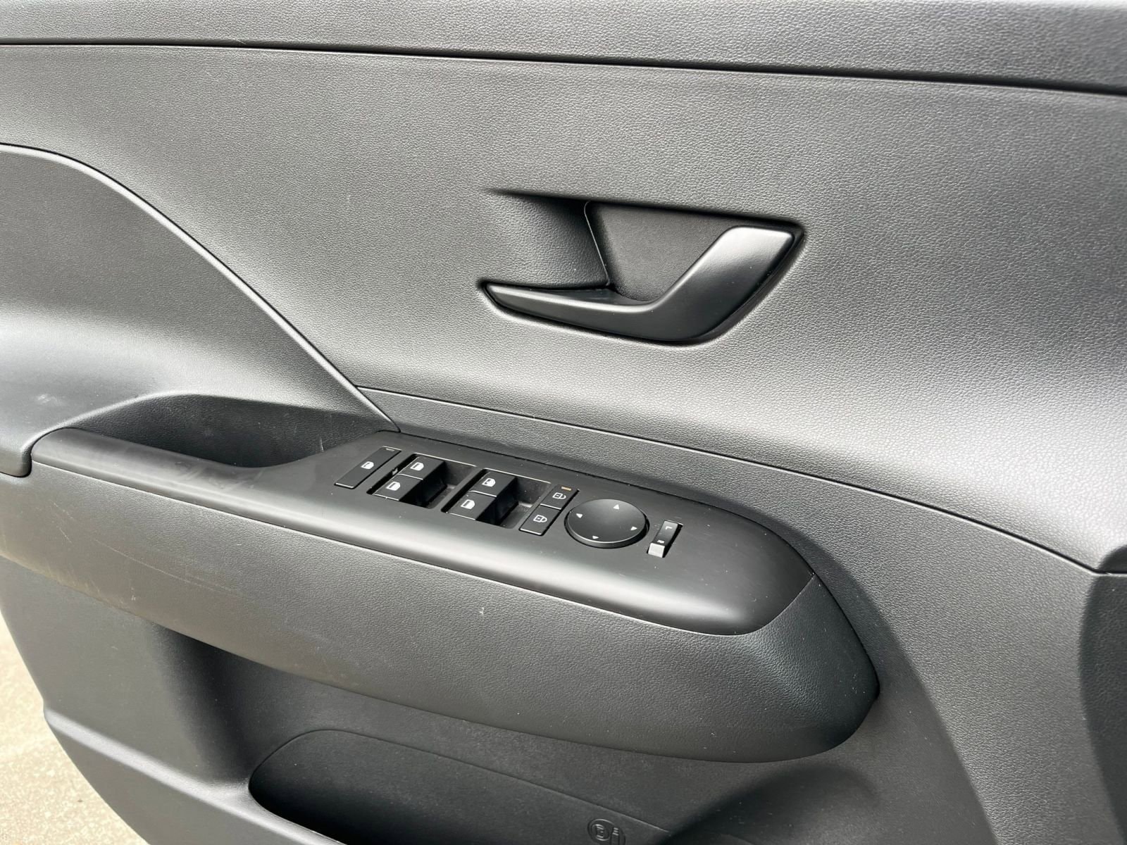 Thumbnail: 2025 Hyundai Kona - 18