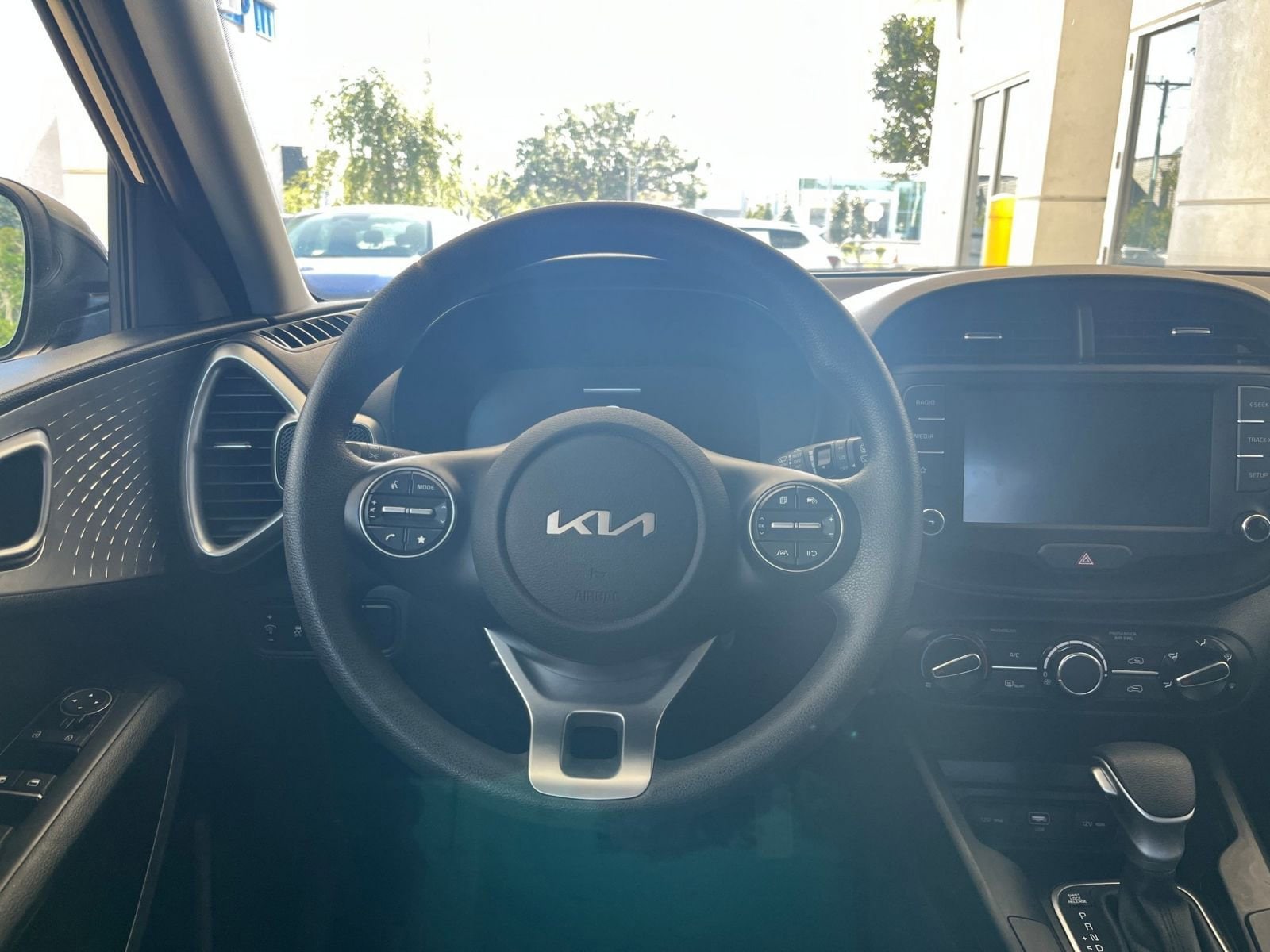 Thumbnail: 2025 Kia Soul - 25