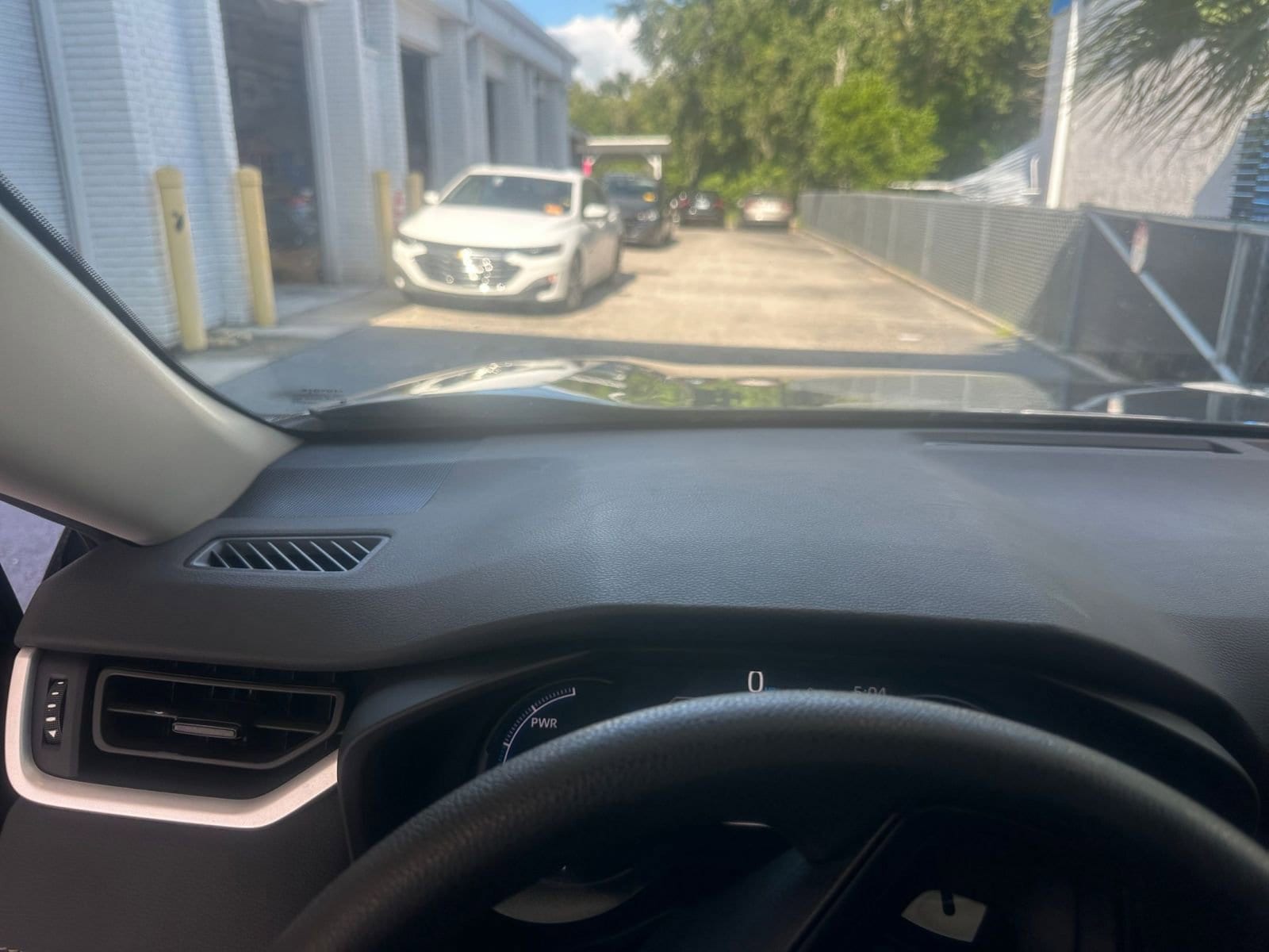 Thumbnail: 2024 Toyota RAV4 - 34