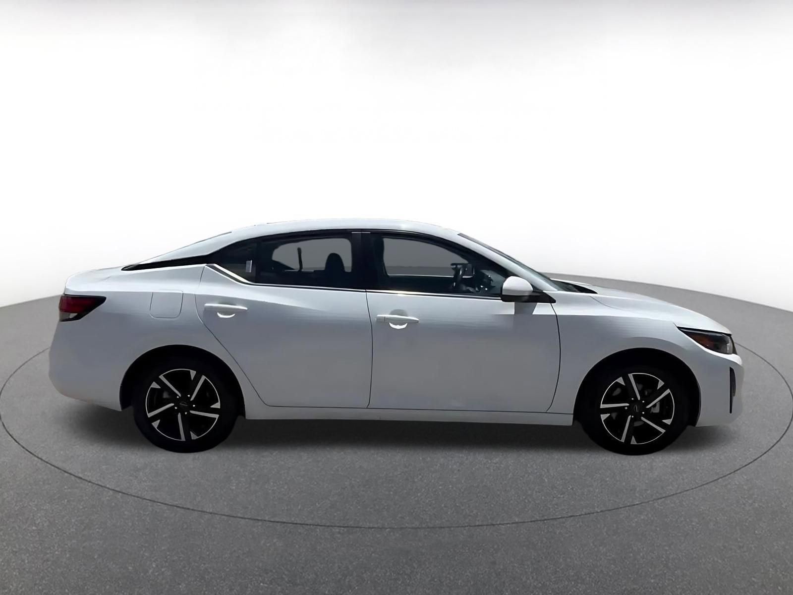 Thumbnail: 2025 Nissan Sentra - 16