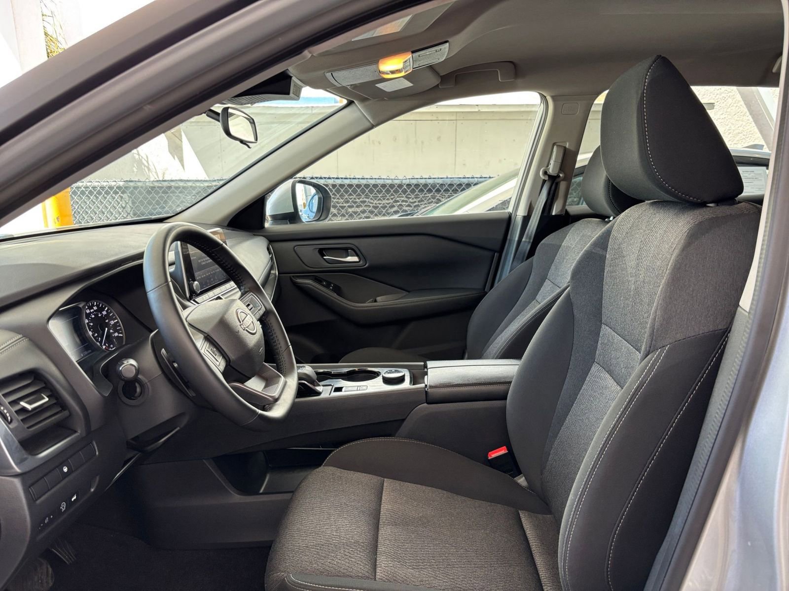 Thumbnail: 2025 Nissan Rogue - 28