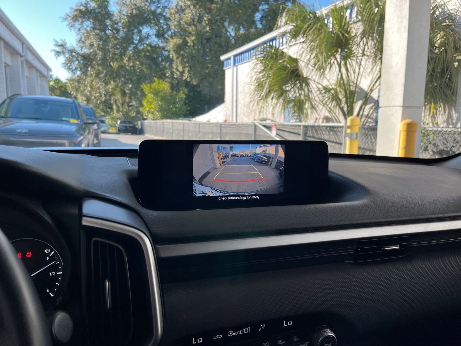 Thumbnail: 2025 Mazda CX-50 - 17