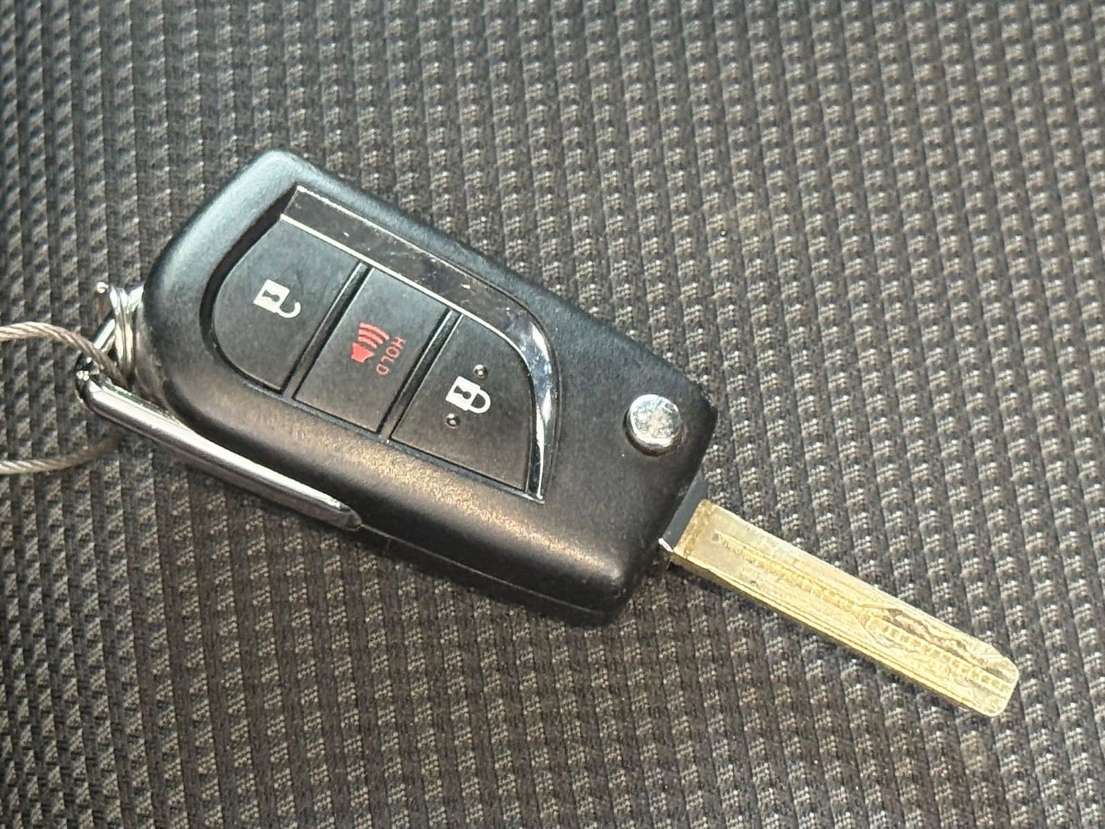 Thumbnail: 2025 Toyota RAV4 - 22