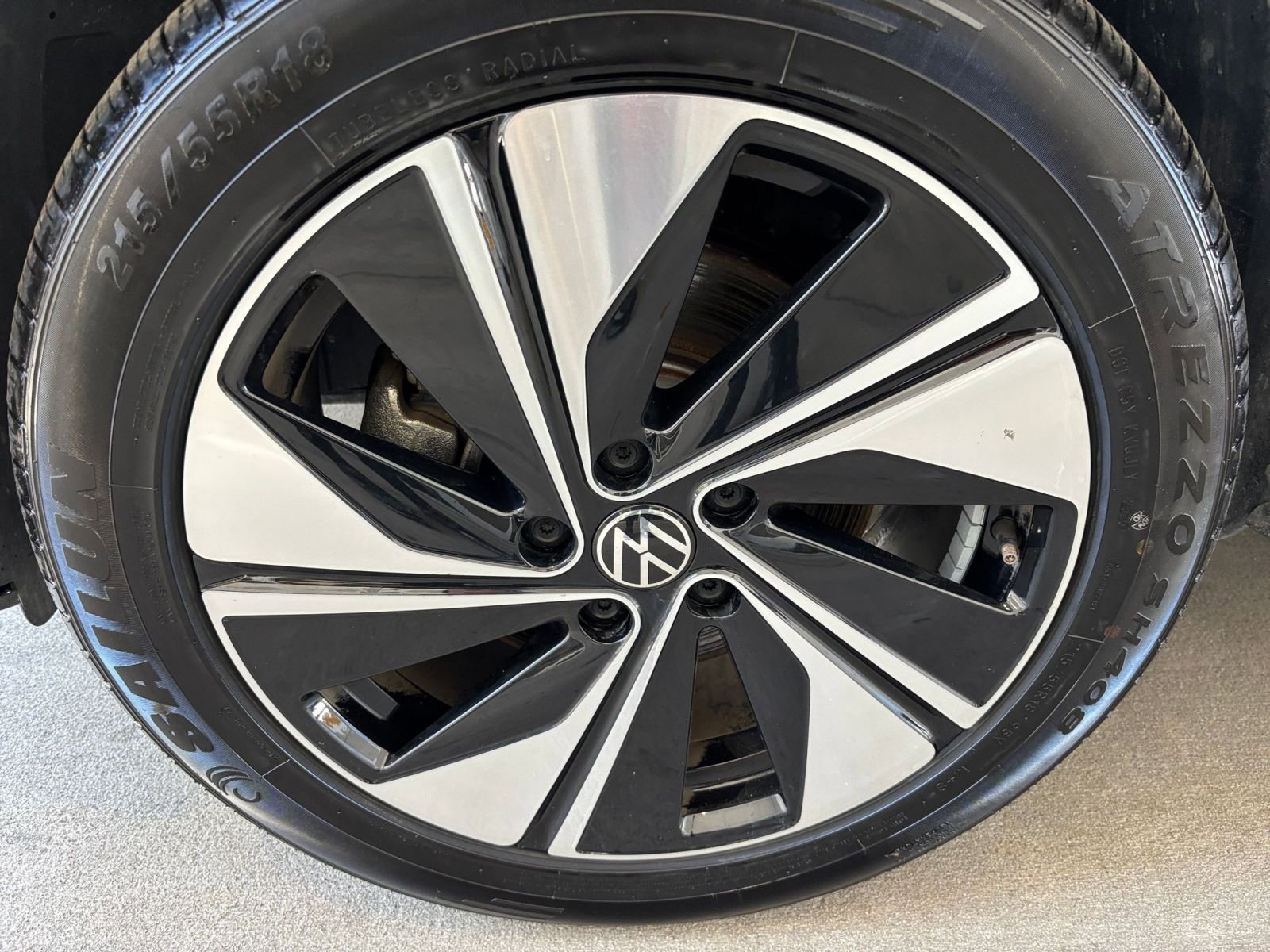 Thumbnail: 2025 Volkswagen Taos - 30