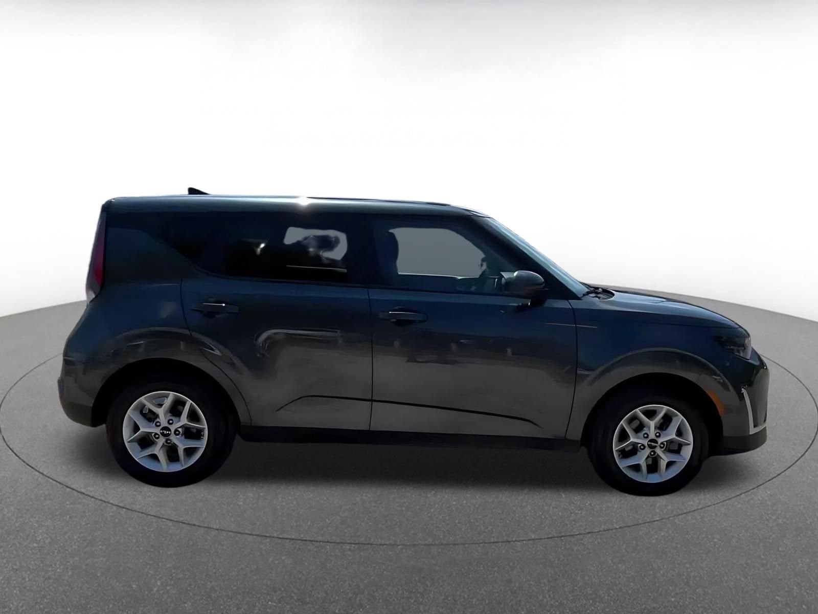 Thumbnail: 2025 Kia Soul - 16