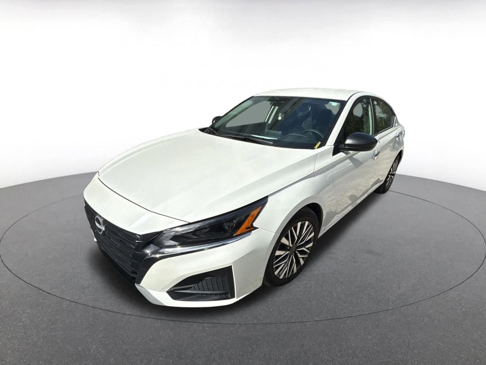 Thumbnail: 2025 Nissan Altima - 4