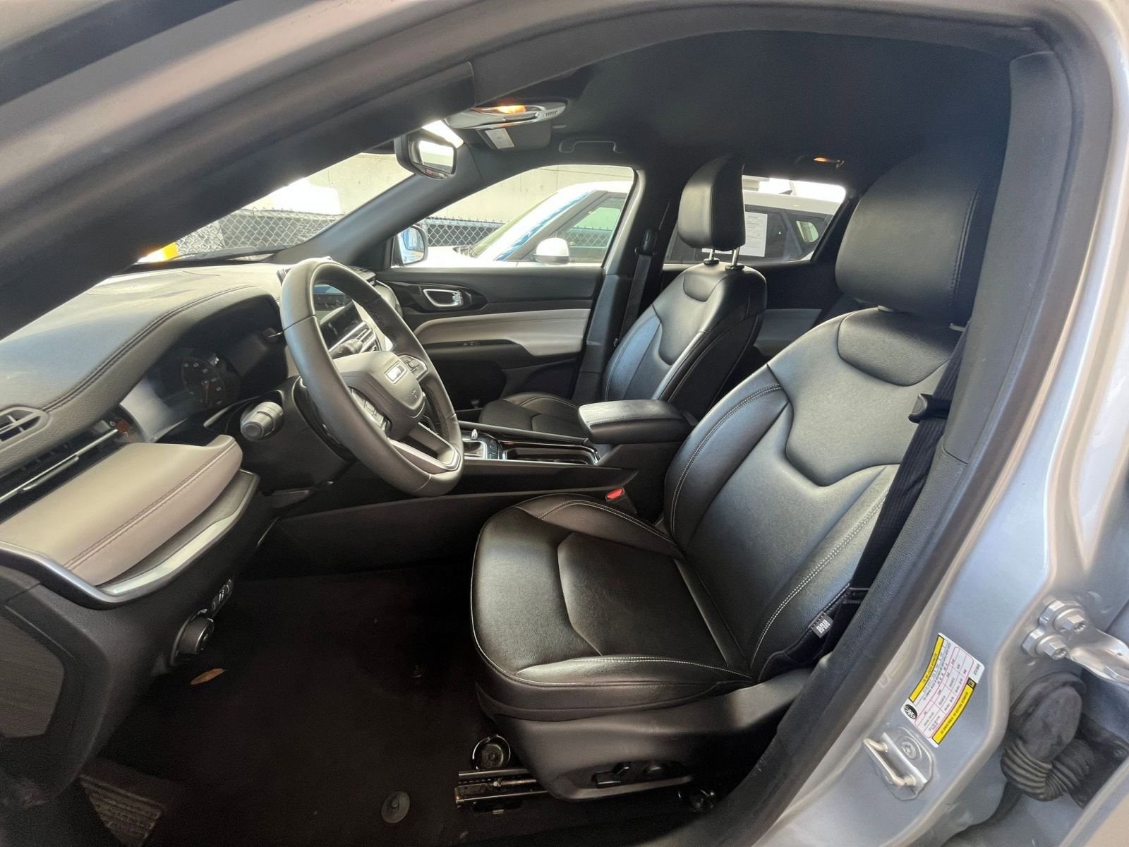 Thumbnail: 2025 Jeep Compass - 28