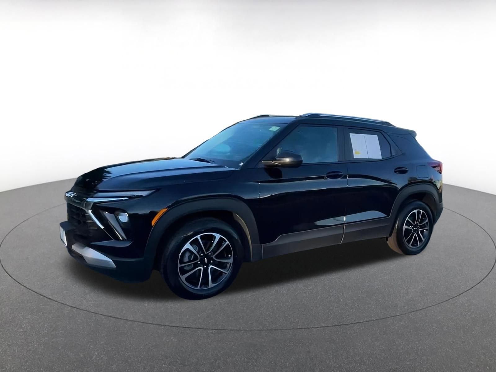 Thumbnail: 2025 Chevrolet TrailBlazer - 8