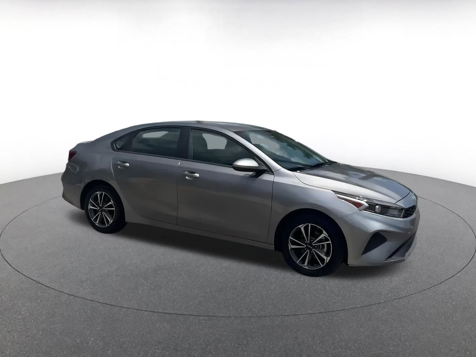 Thumbnail: 2024 Kia Forte - 2