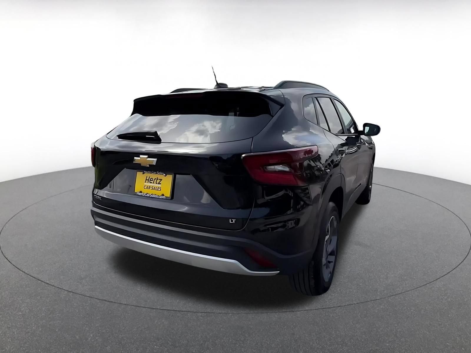 Thumbnail: 2025 Chevrolet Trax - 22