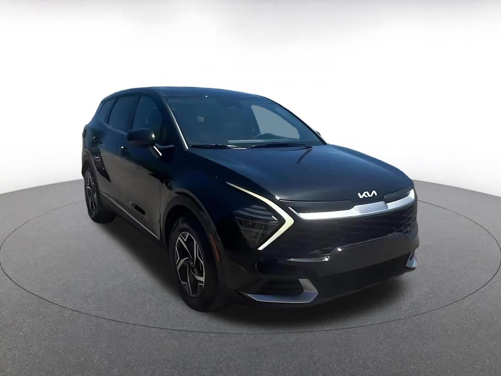 Thumbnail: 2025 Kia Sportage - 3