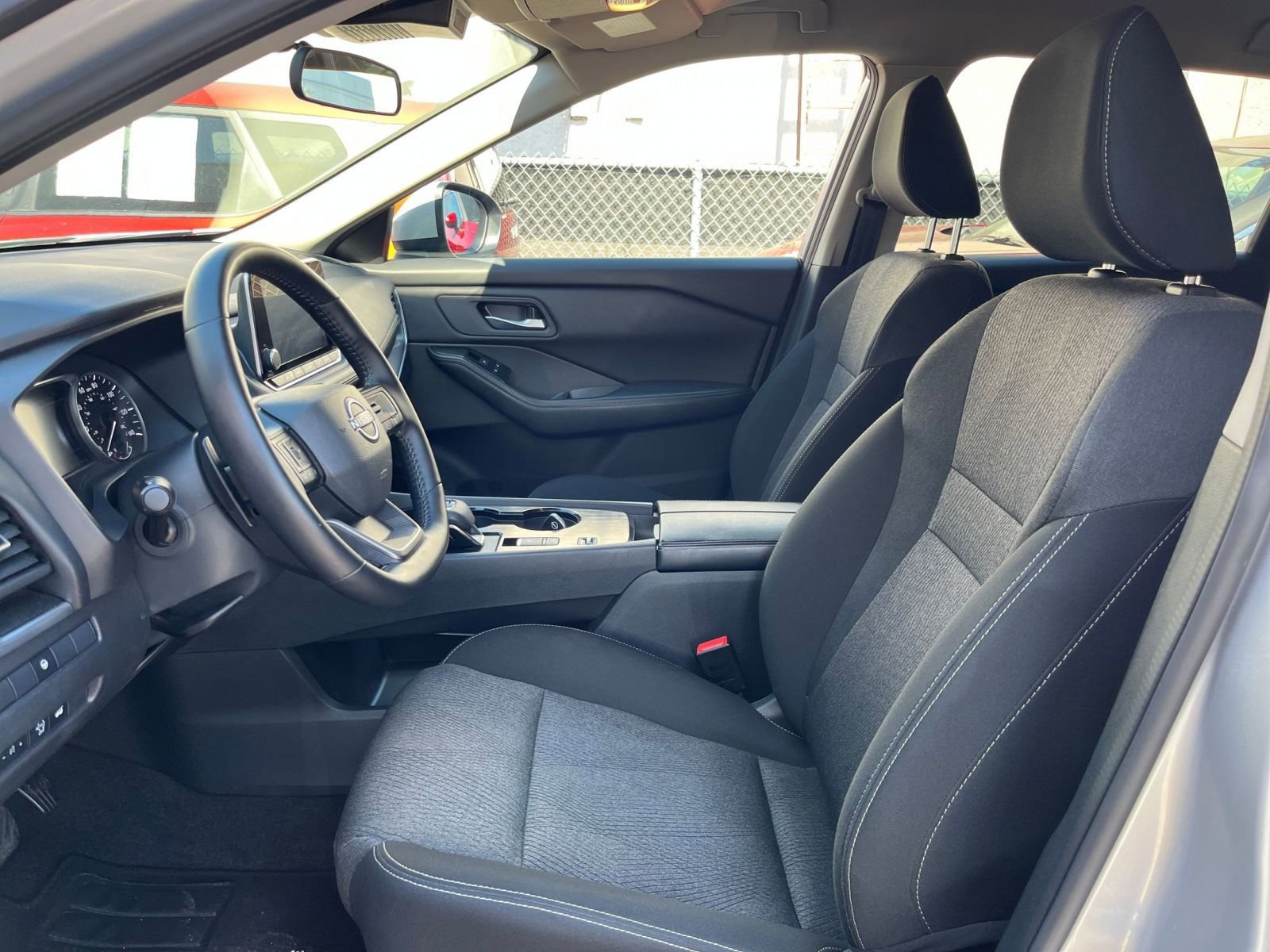 Thumbnail: 2025 Nissan Rogue - 28