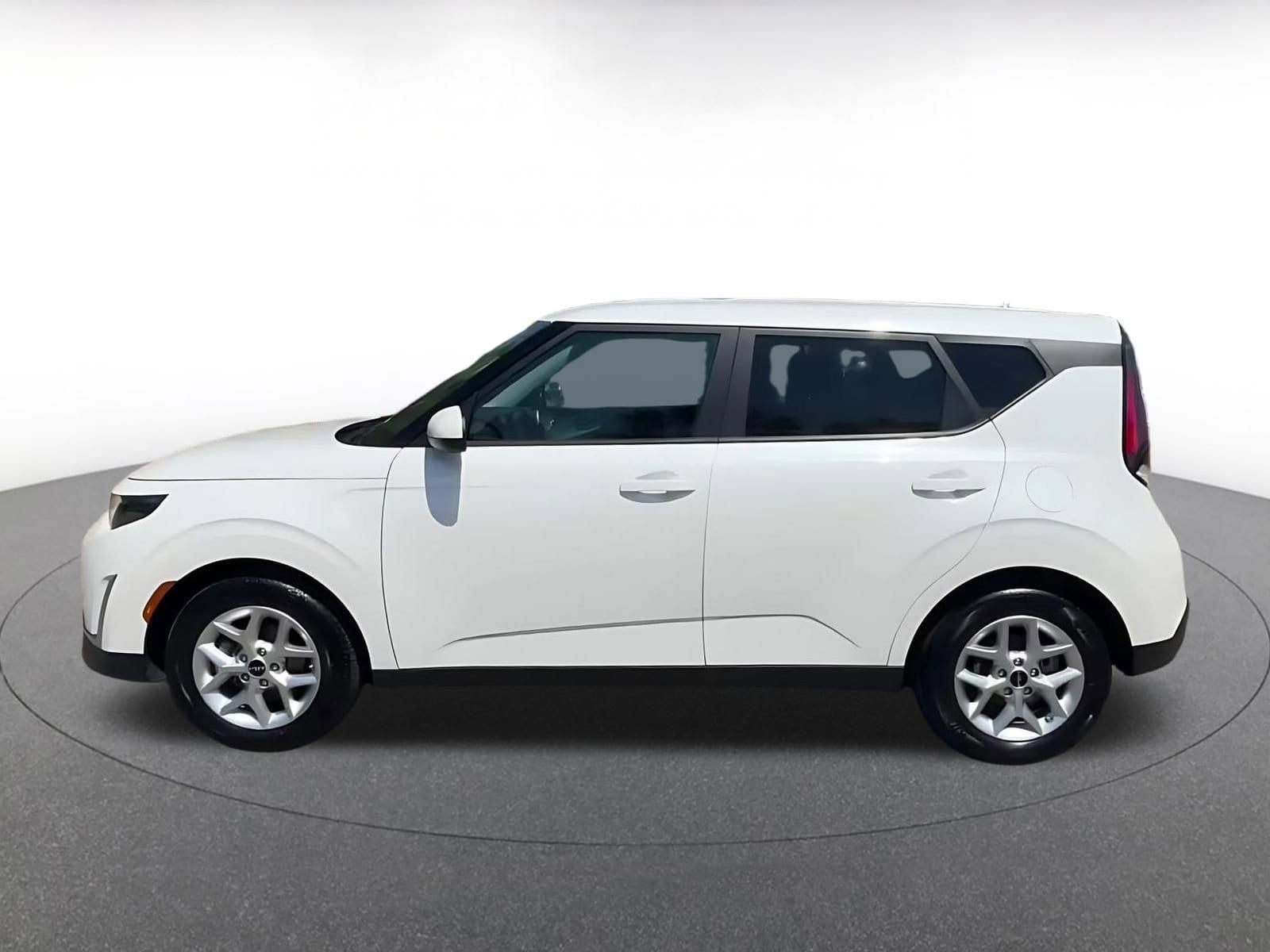 Thumbnail: 2025 Kia Soul - 8