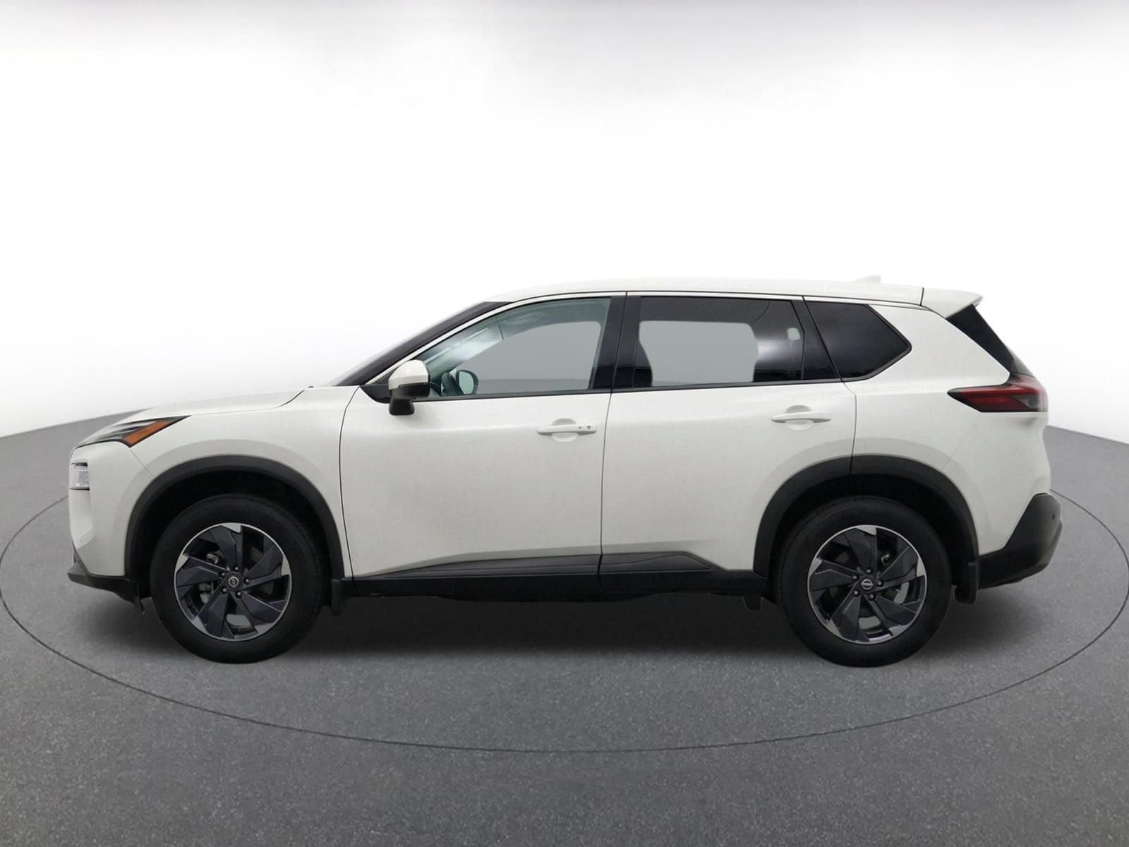 Thumbnail: 2025 Nissan Rogue - 4