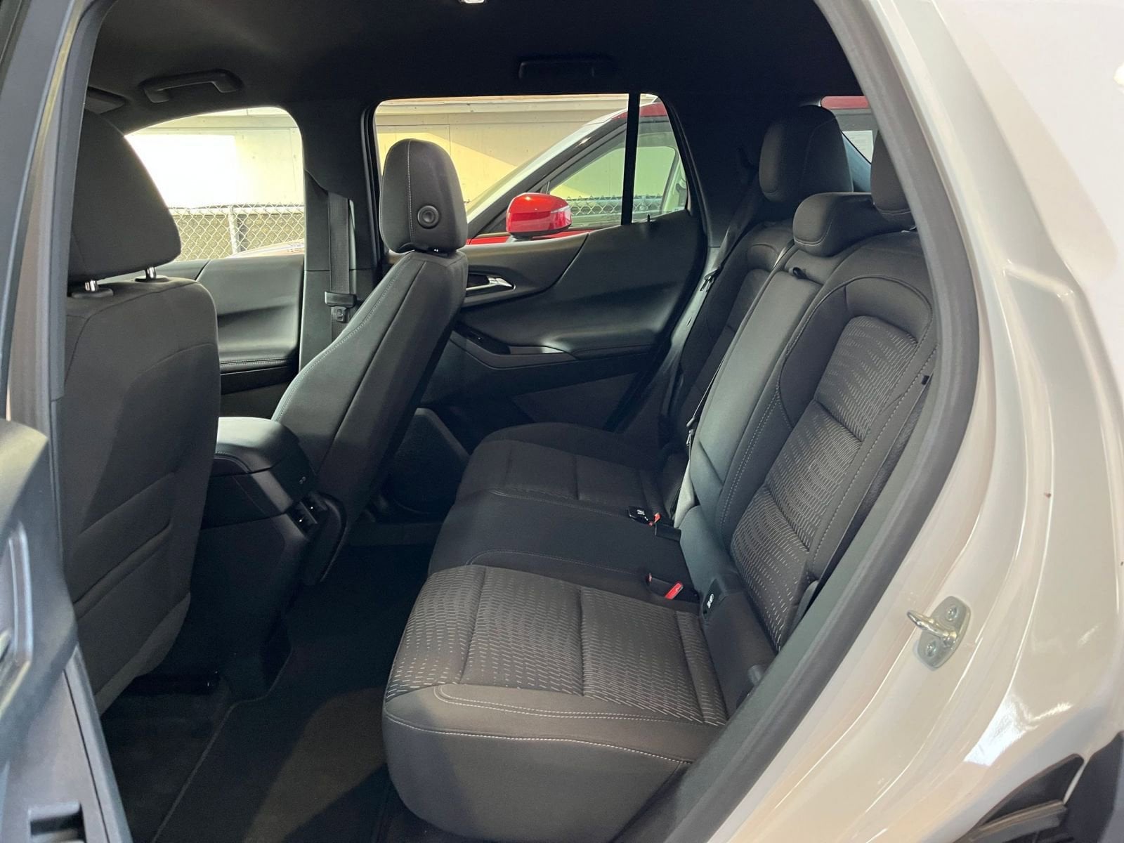 Thumbnail: 2025 Chevrolet Equinox - 25