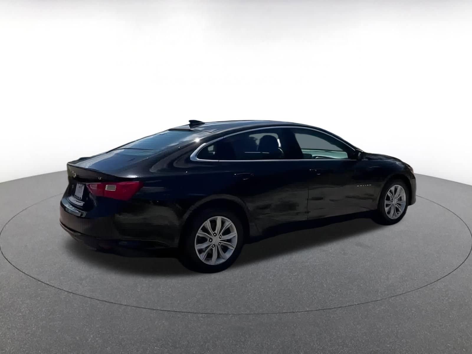 Thumbnail: 2023 Chevrolet Malibu - 13
