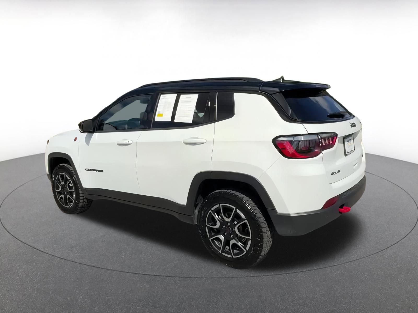 Thumbnail: 2025 Jeep Compass - 8