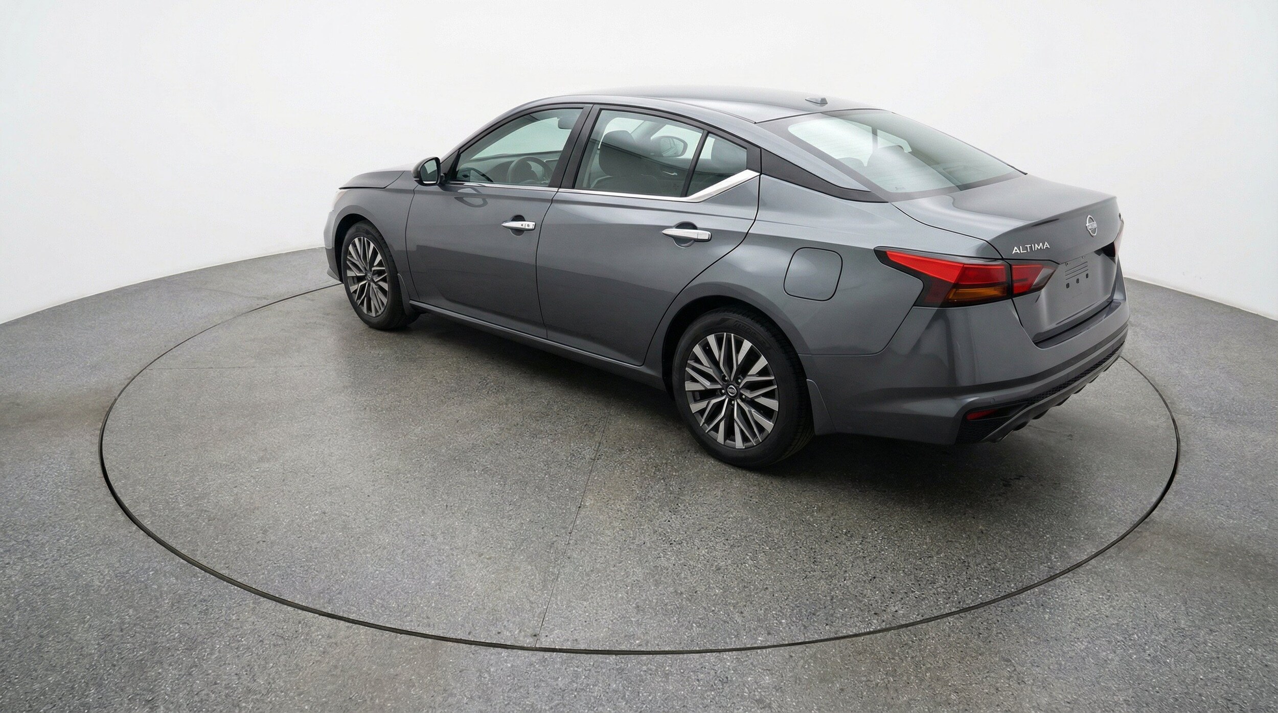 Thumbnail: 2025 Nissan Altima - 8