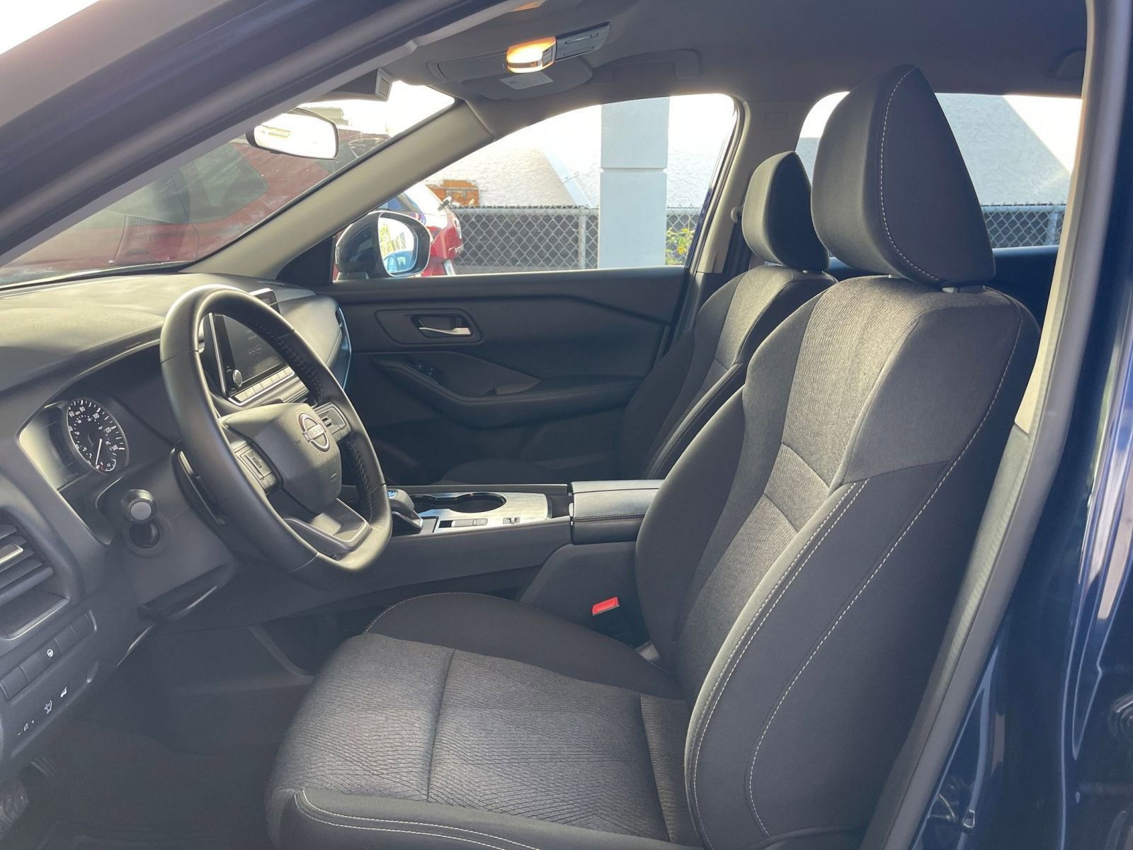 Thumbnail: 2025 Nissan Rogue - 28