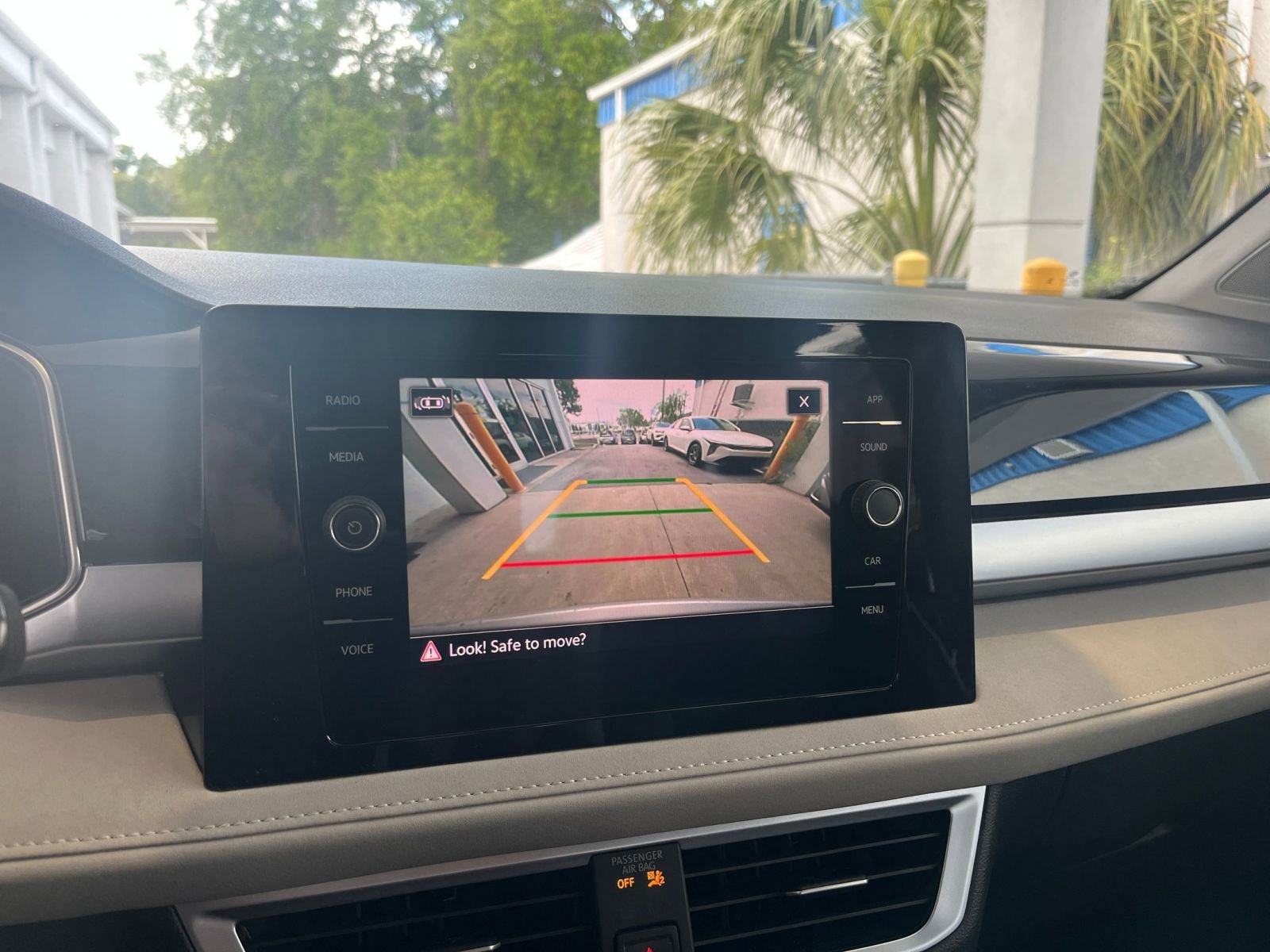 Thumbnail: 2025 Volkswagen Taos - 24