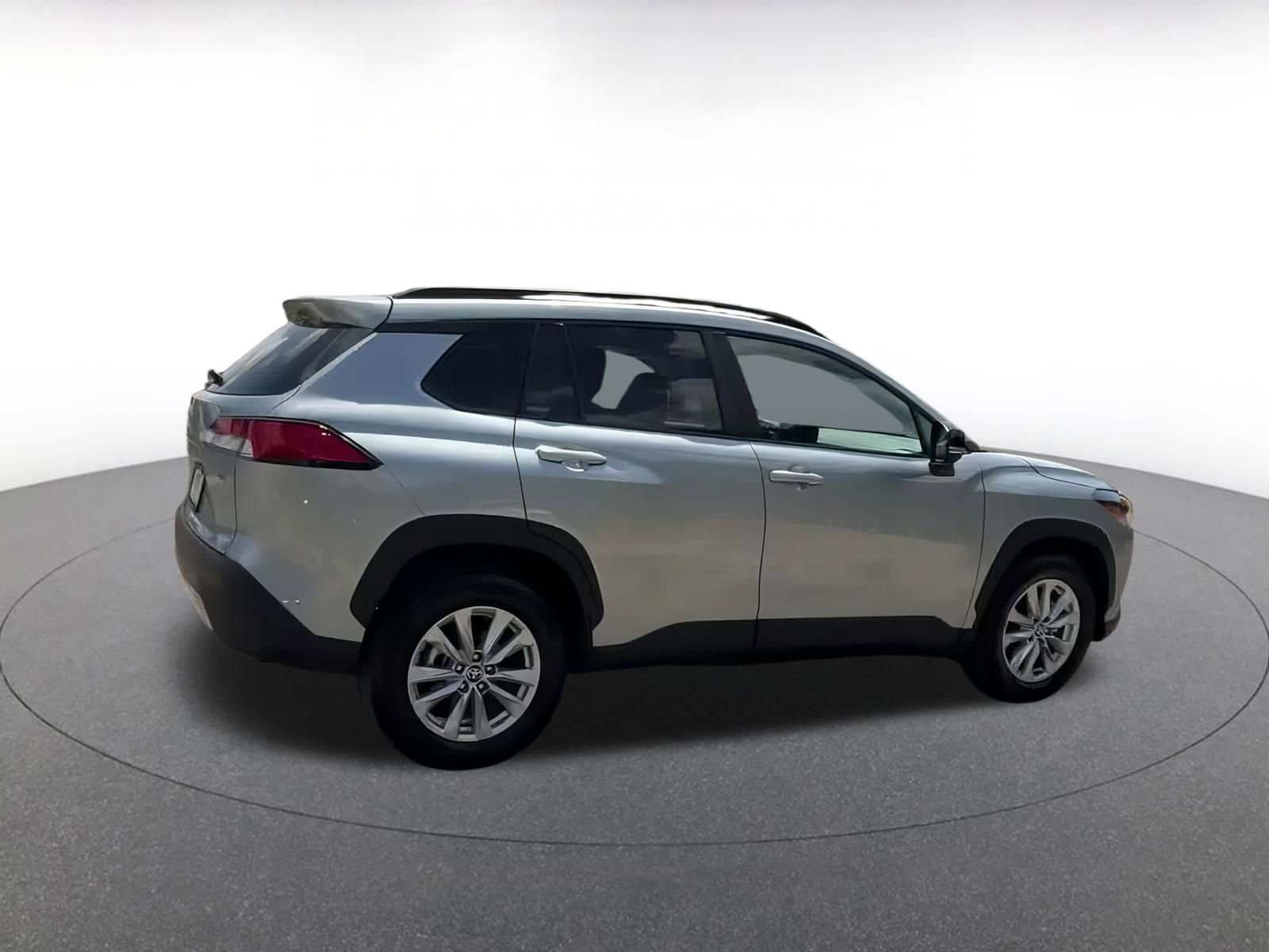 Thumbnail: 2025 Toyota Corolla Cross - 12