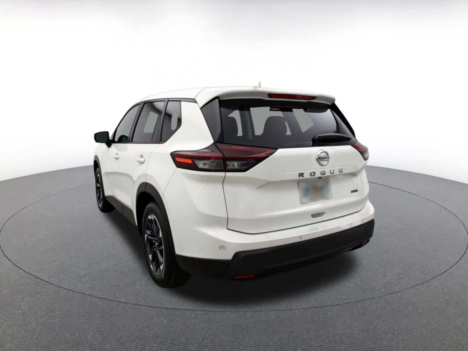 Thumbnail: 2025 Nissan Rogue - 8