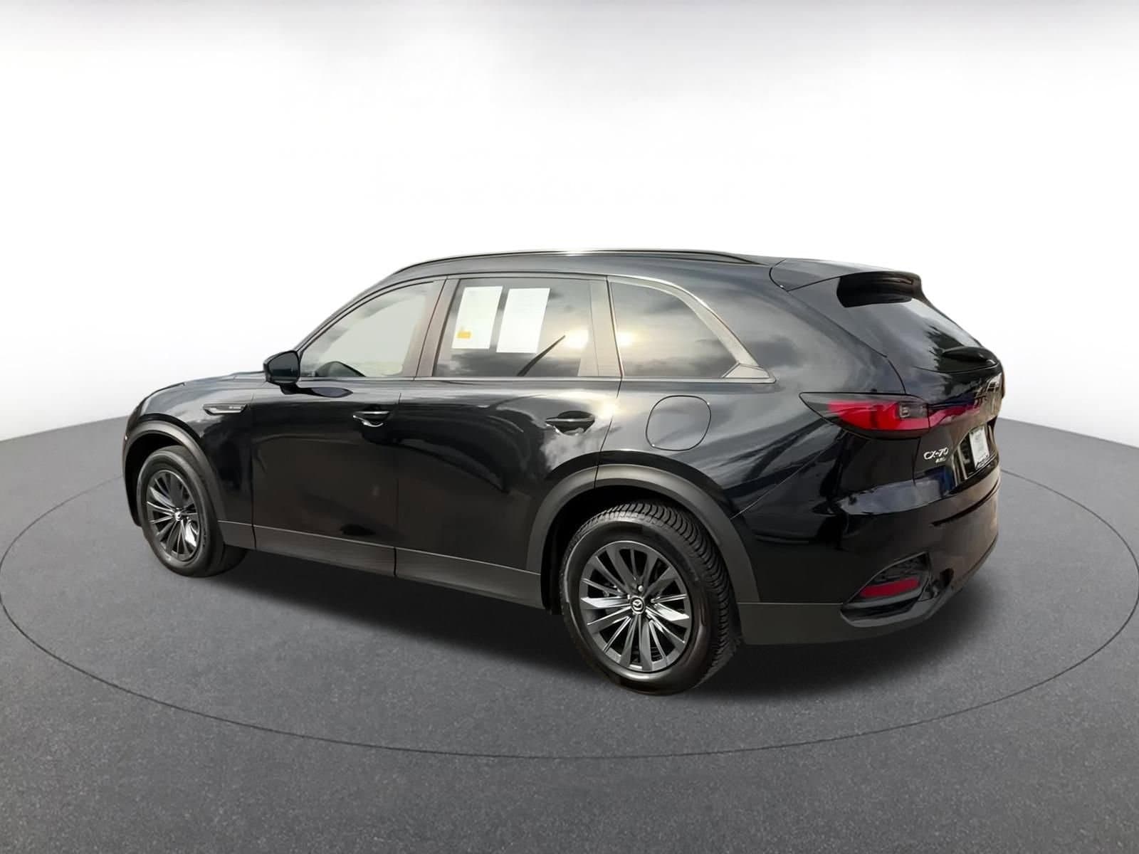 Thumbnail: 2025 Mazda CX-70 - 10