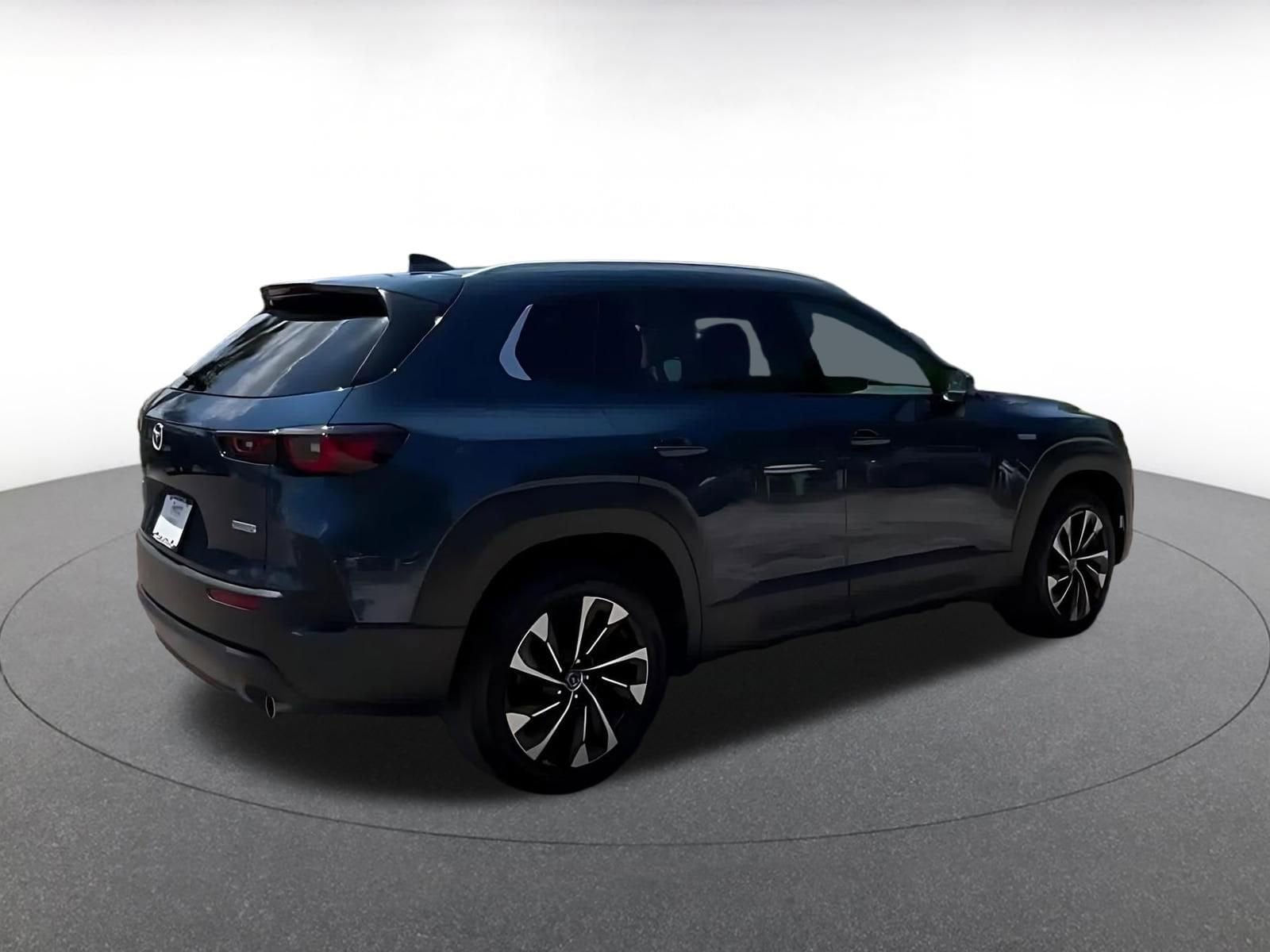 Thumbnail: 2025 Mazda CX-50 - 15
