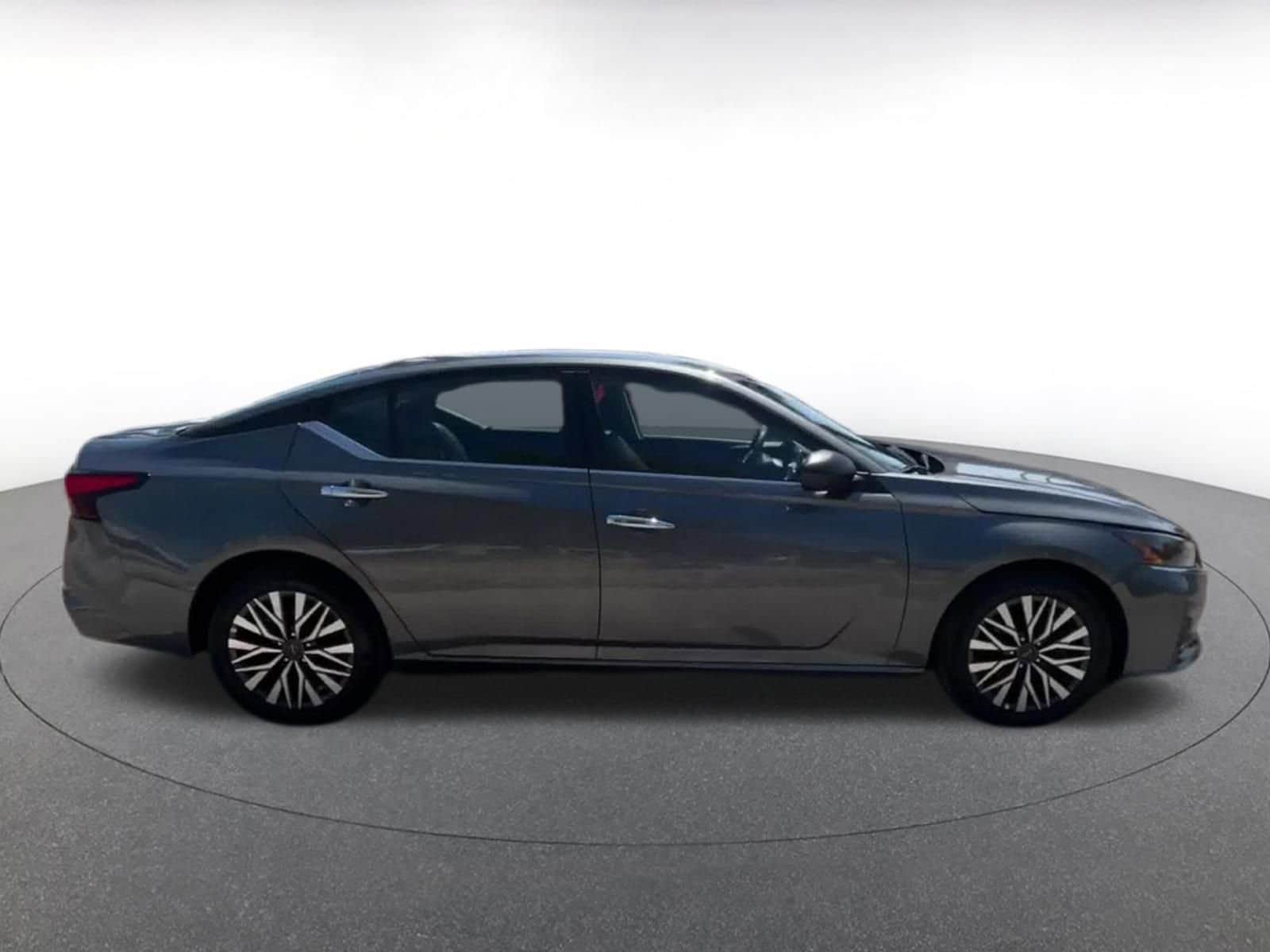 Thumbnail: 2025 Nissan Altima - 16