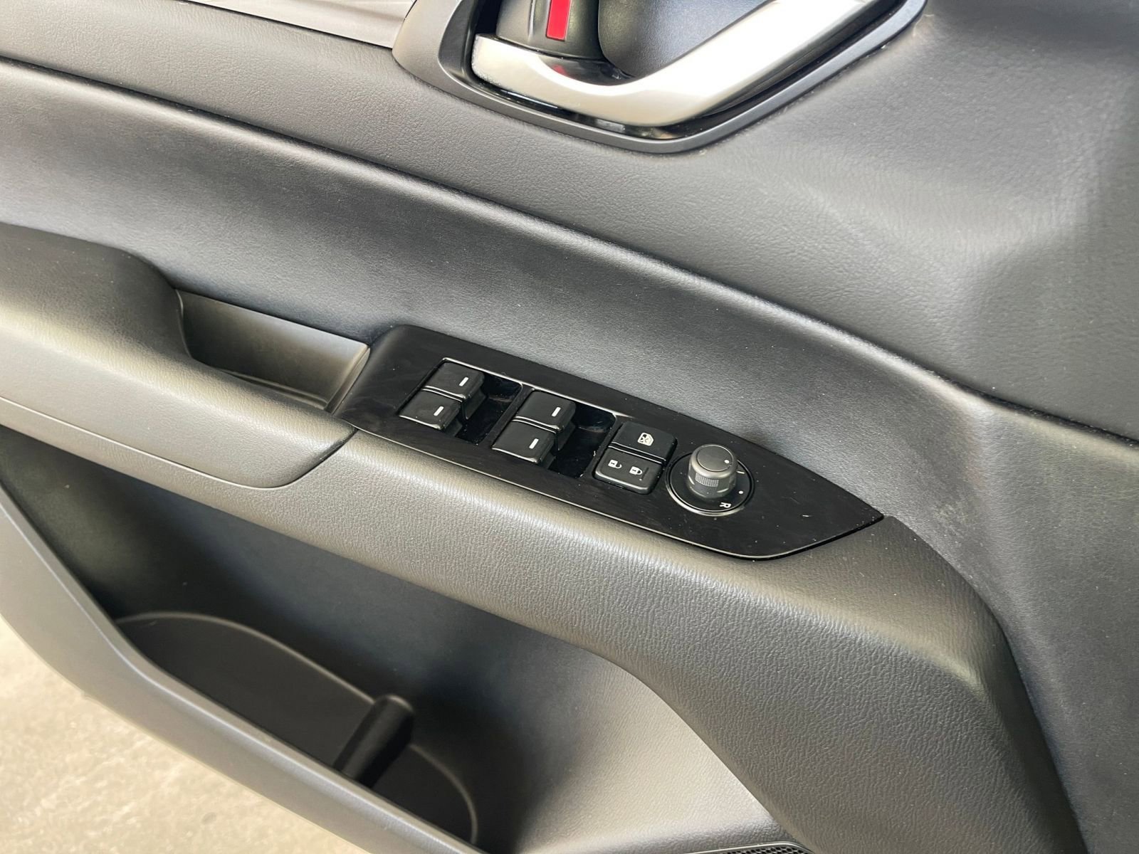 Thumbnail: 2025 Mazda CX-5 - 30