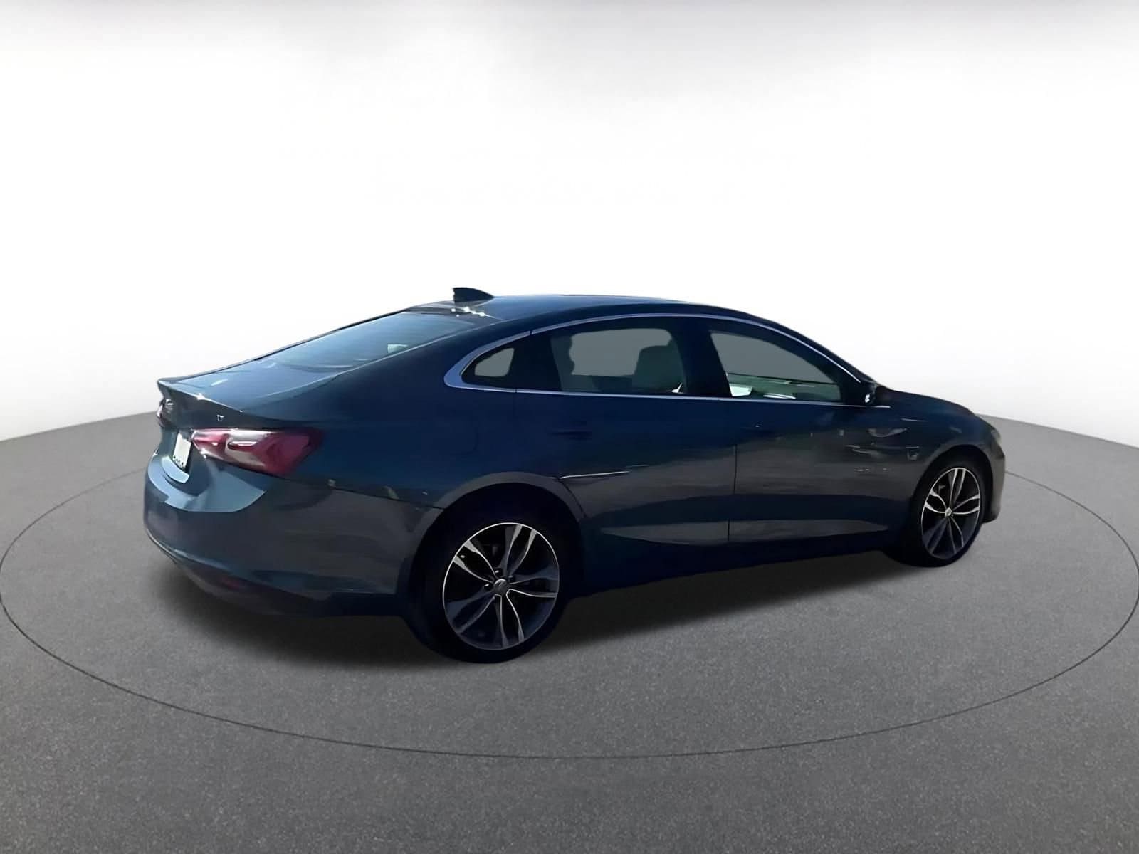 Thumbnail: 2024 Chevrolet Malibu - 15