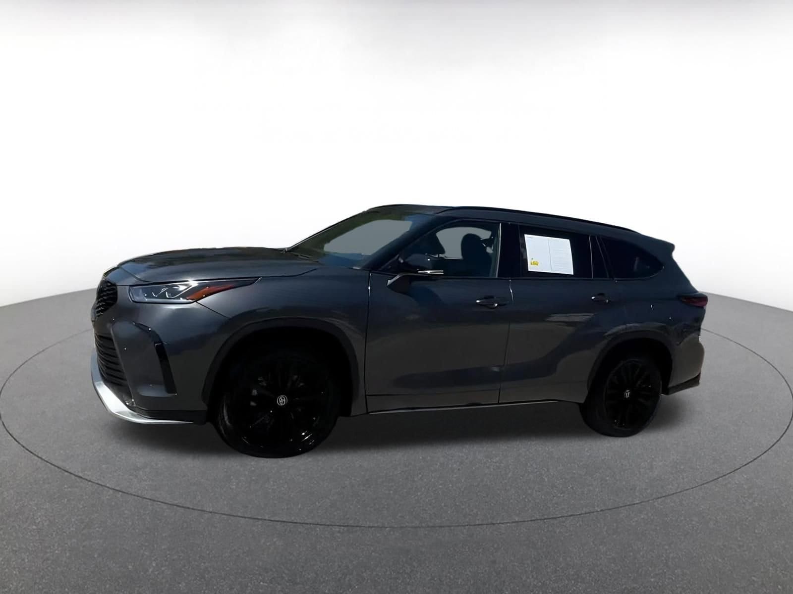 2024 Toyota Highlander XSE 6