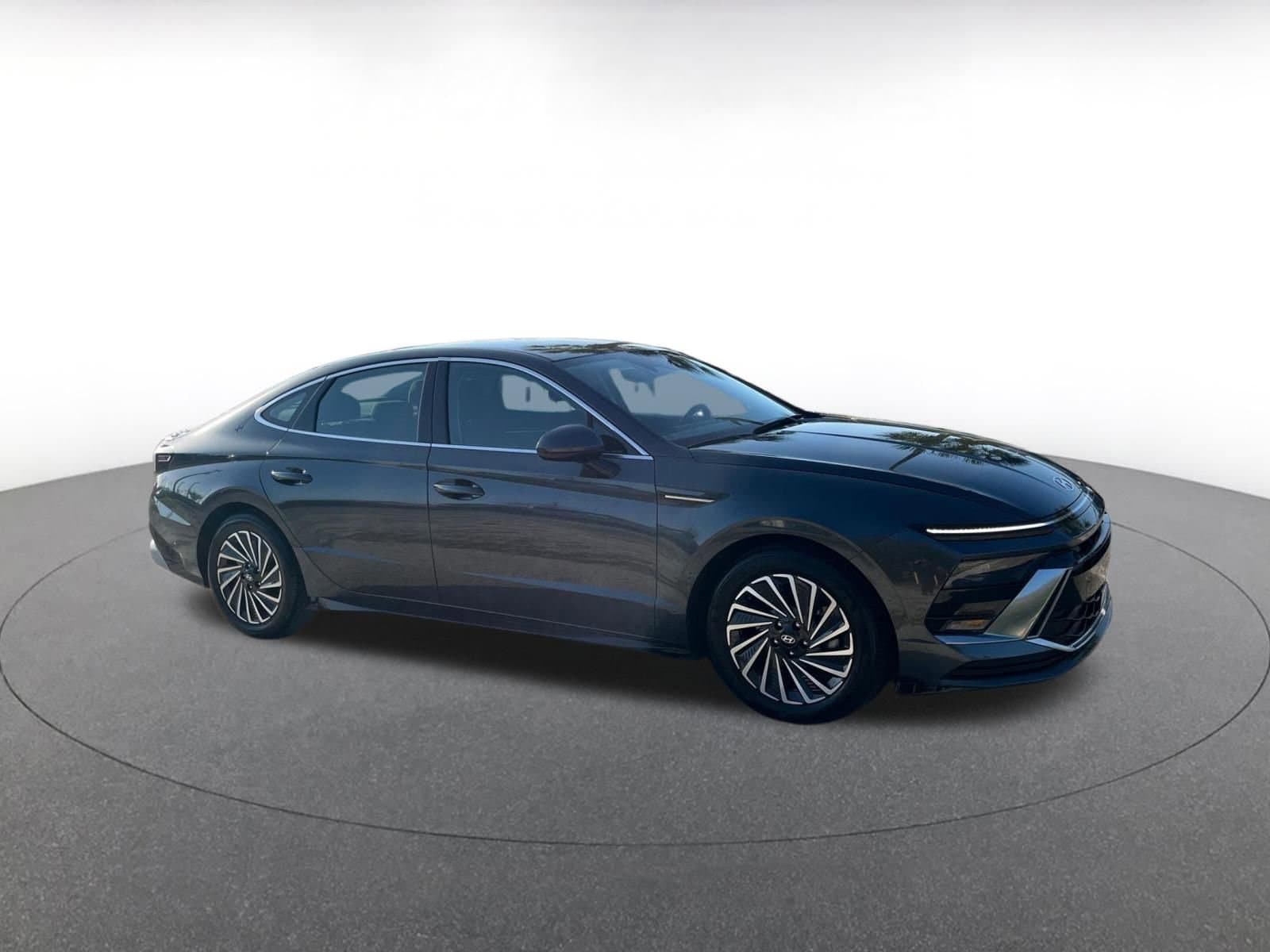Thumbnail: 2025 Hyundai Sonata - 1